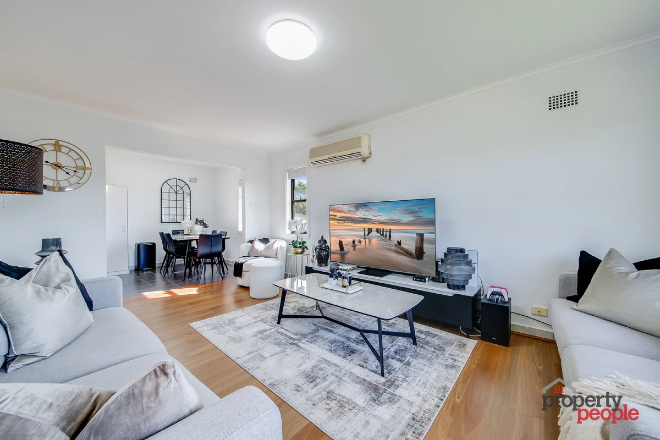 24 Jedda Road, Lurnea NSW 2170, Lurnea - Thumbnail 2