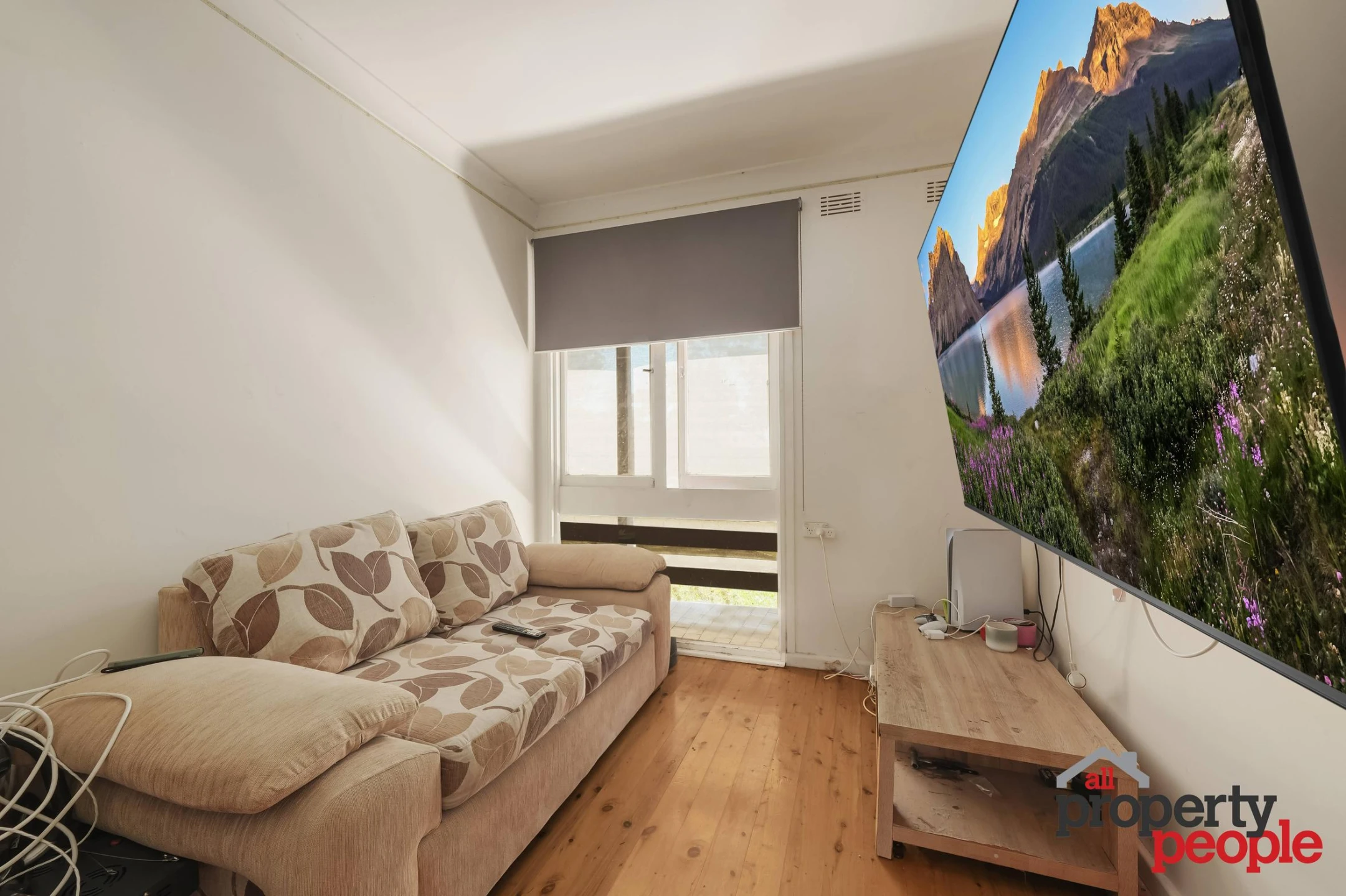 2 Boree Place, Macquarie Fields NSW 2564, Macquarie Fields - Thumbnail 6