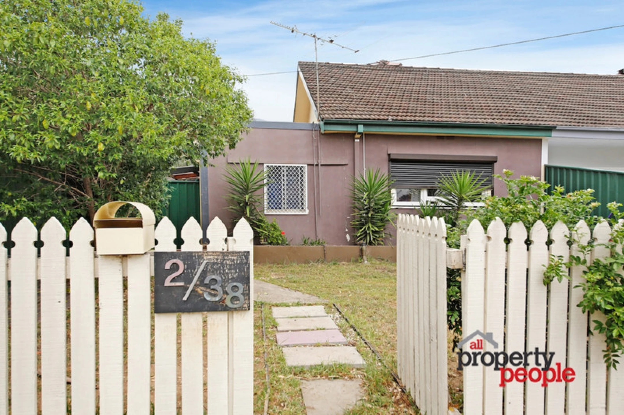 Property enquiry form background image