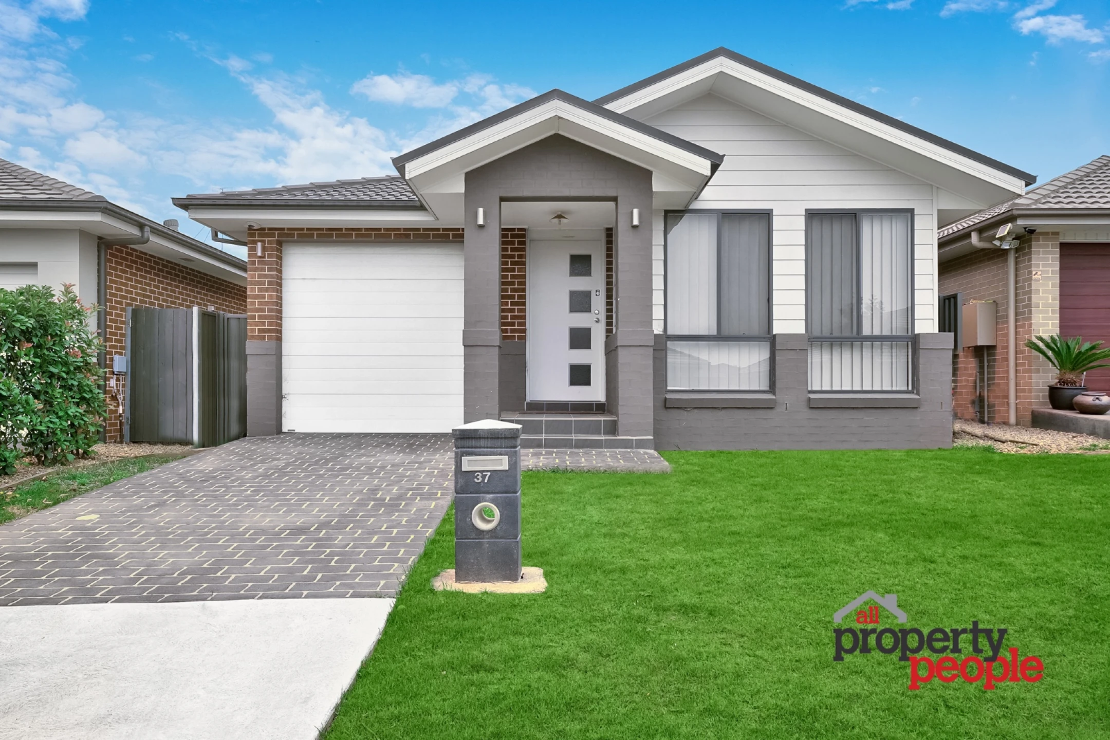 Property enquiry form background image