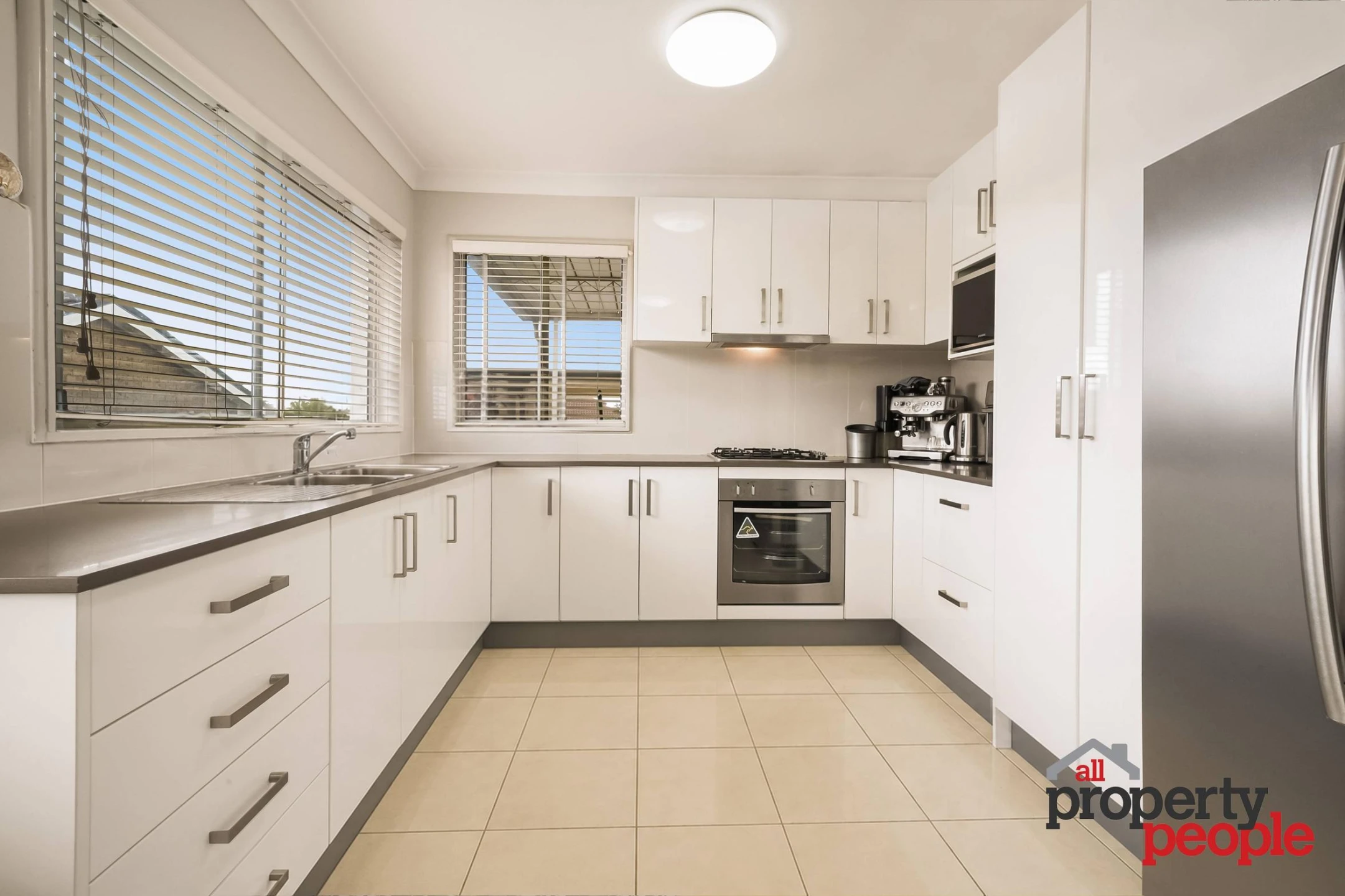 28 Narooma Drive, Prestons NSW 2170, Prestons - Thumbnail 2
