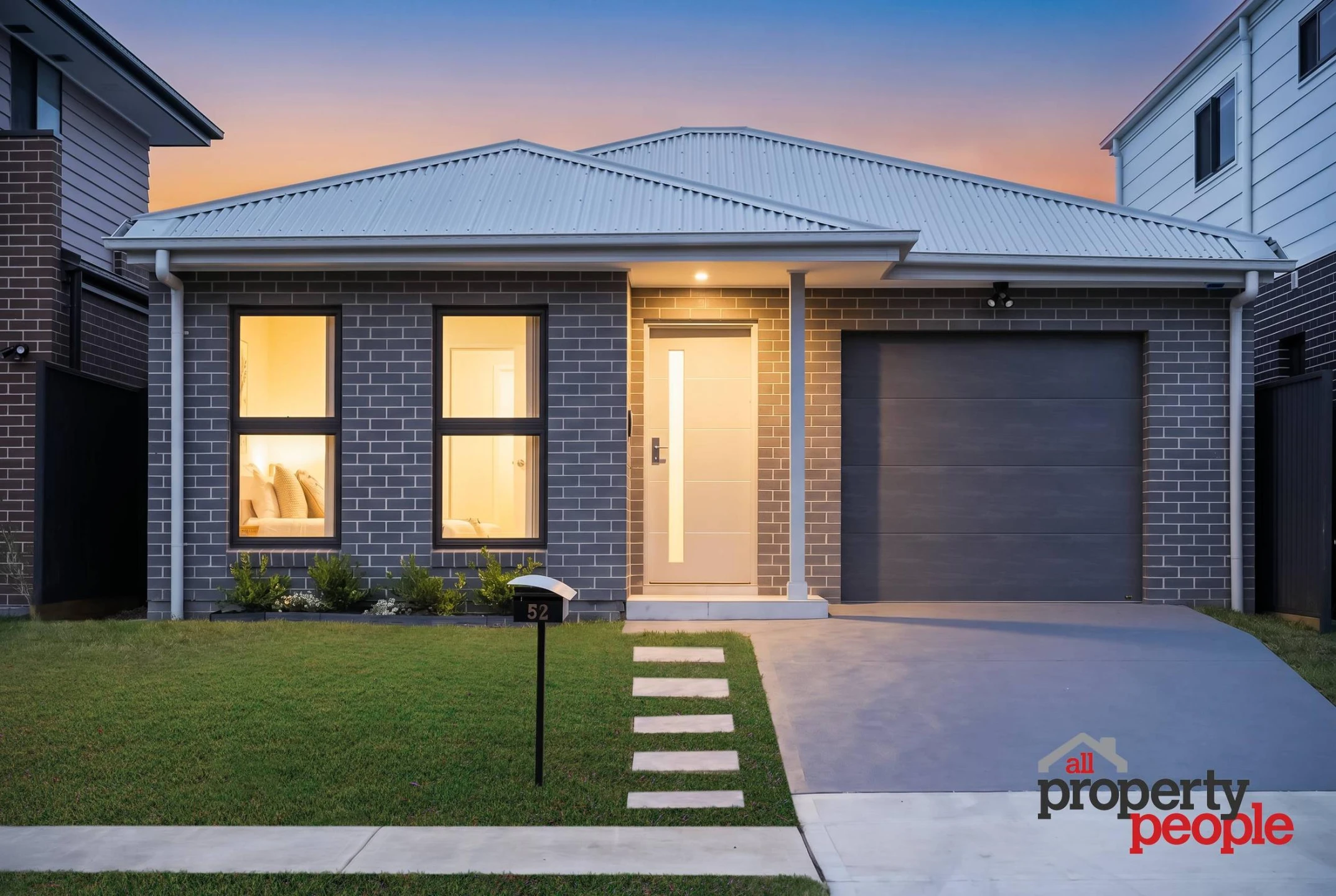 Property enquiry form background image