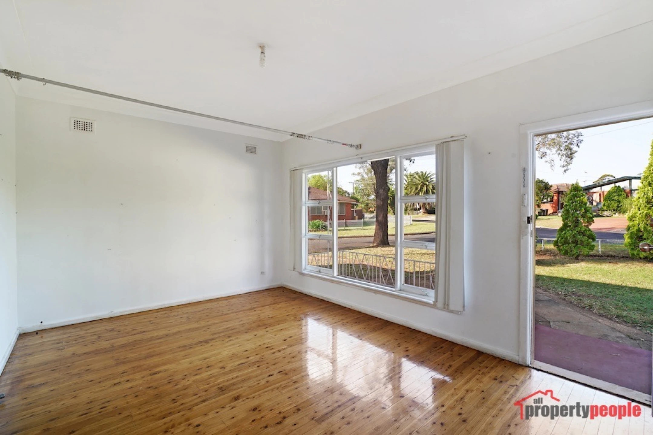 Glenfield NSW 2167, Glenfield - Thumbnail 2