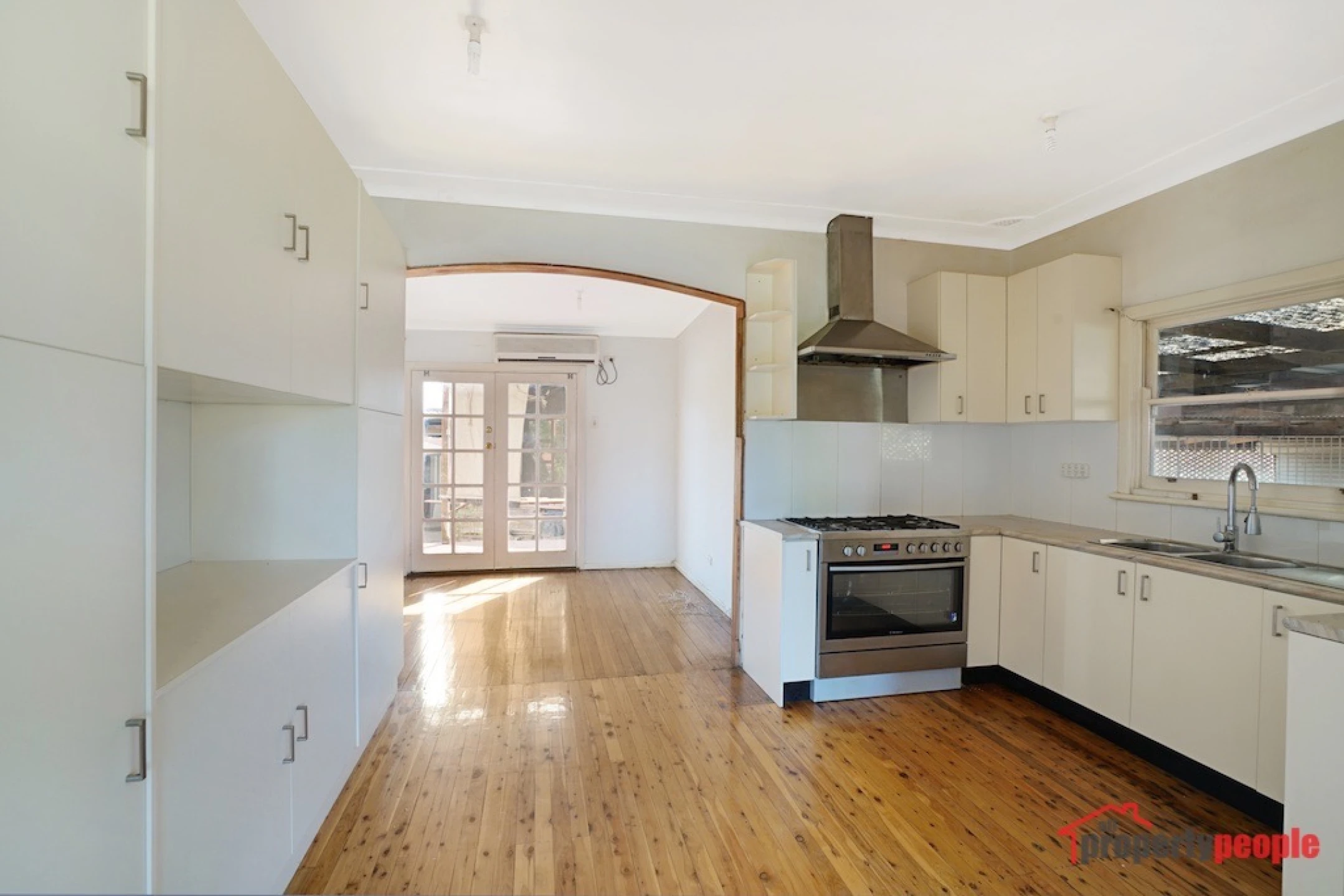 Glenfield NSW 2167, Glenfield - Thumbnail 3