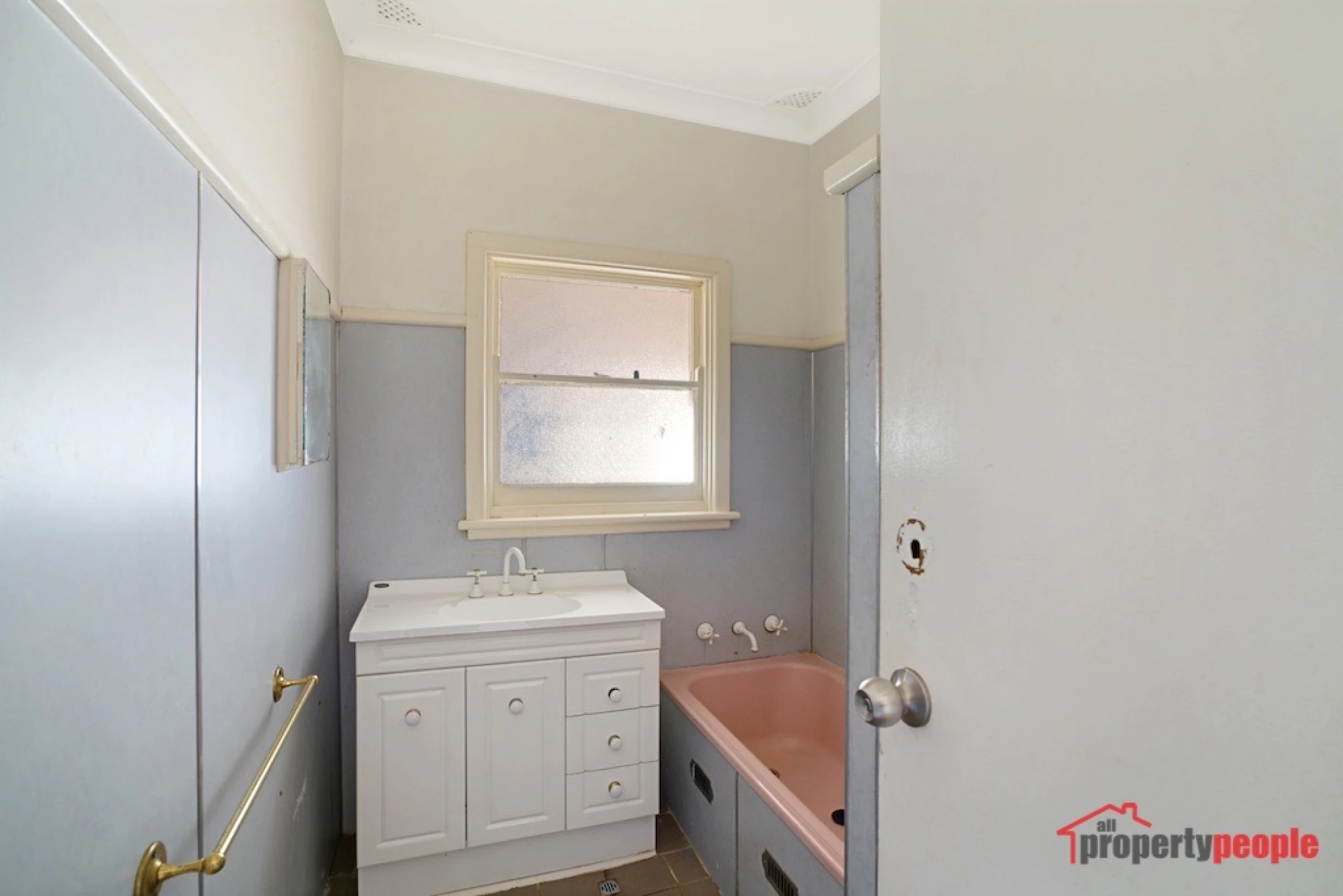 Glenfield NSW 2167, Glenfield - Thumbnail 5