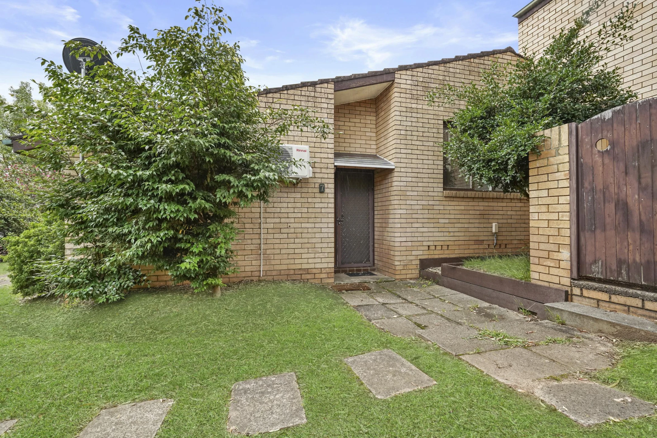 Property enquiry form background image