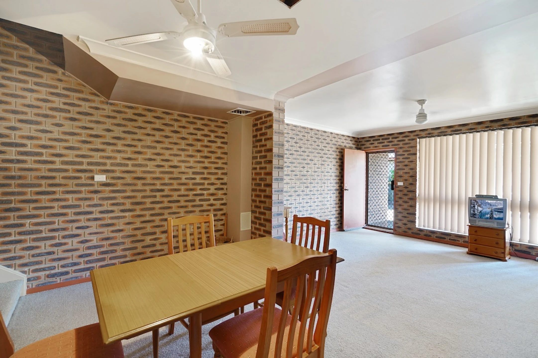 3 / 1 Atchison Road, Macquarie Fields NSW 2564, Macquarie Fields - Thumbnail 2