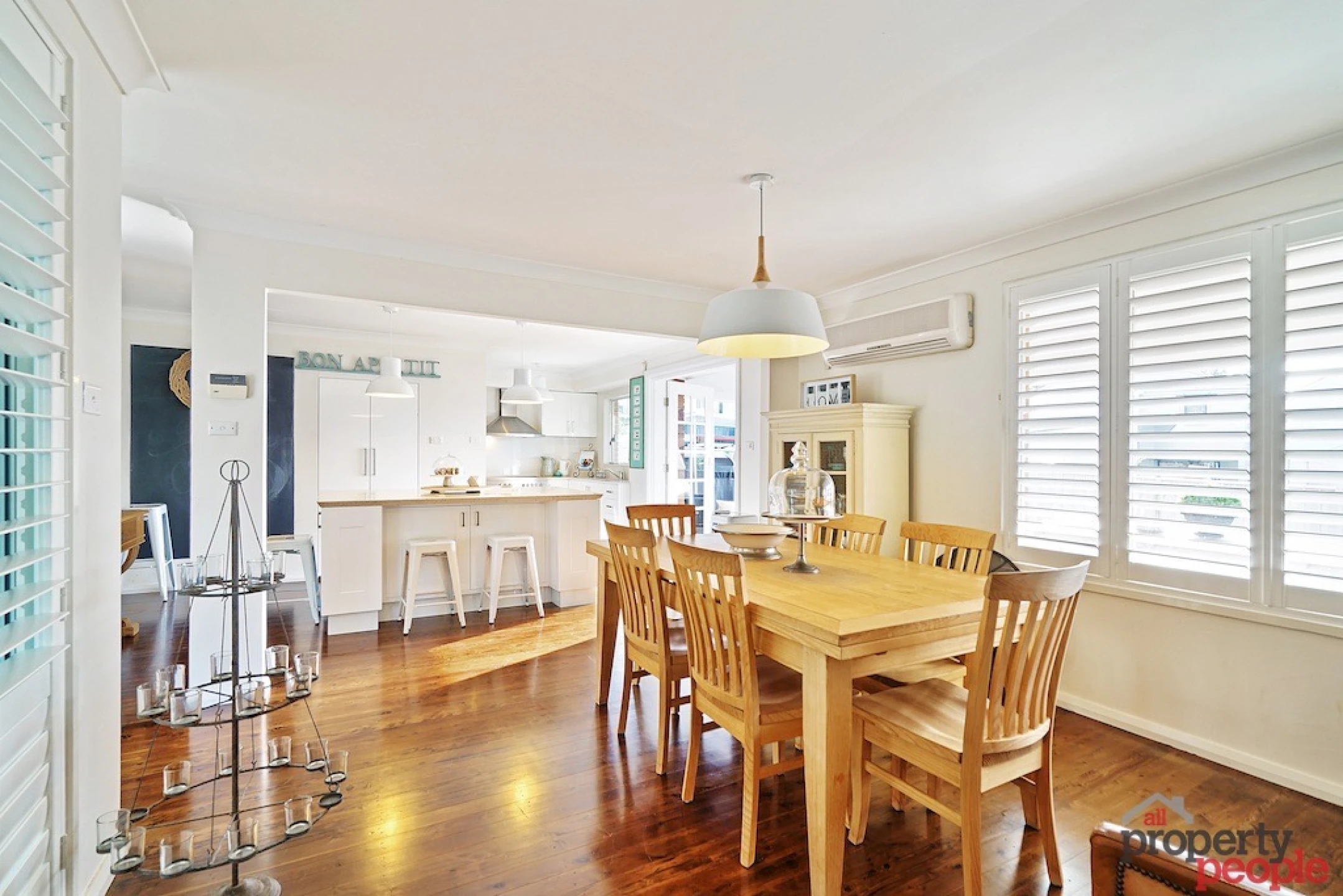 95 Helicia Road, Macquarie Fields NSW 2564, Macquarie Fields - Thumbnail 2