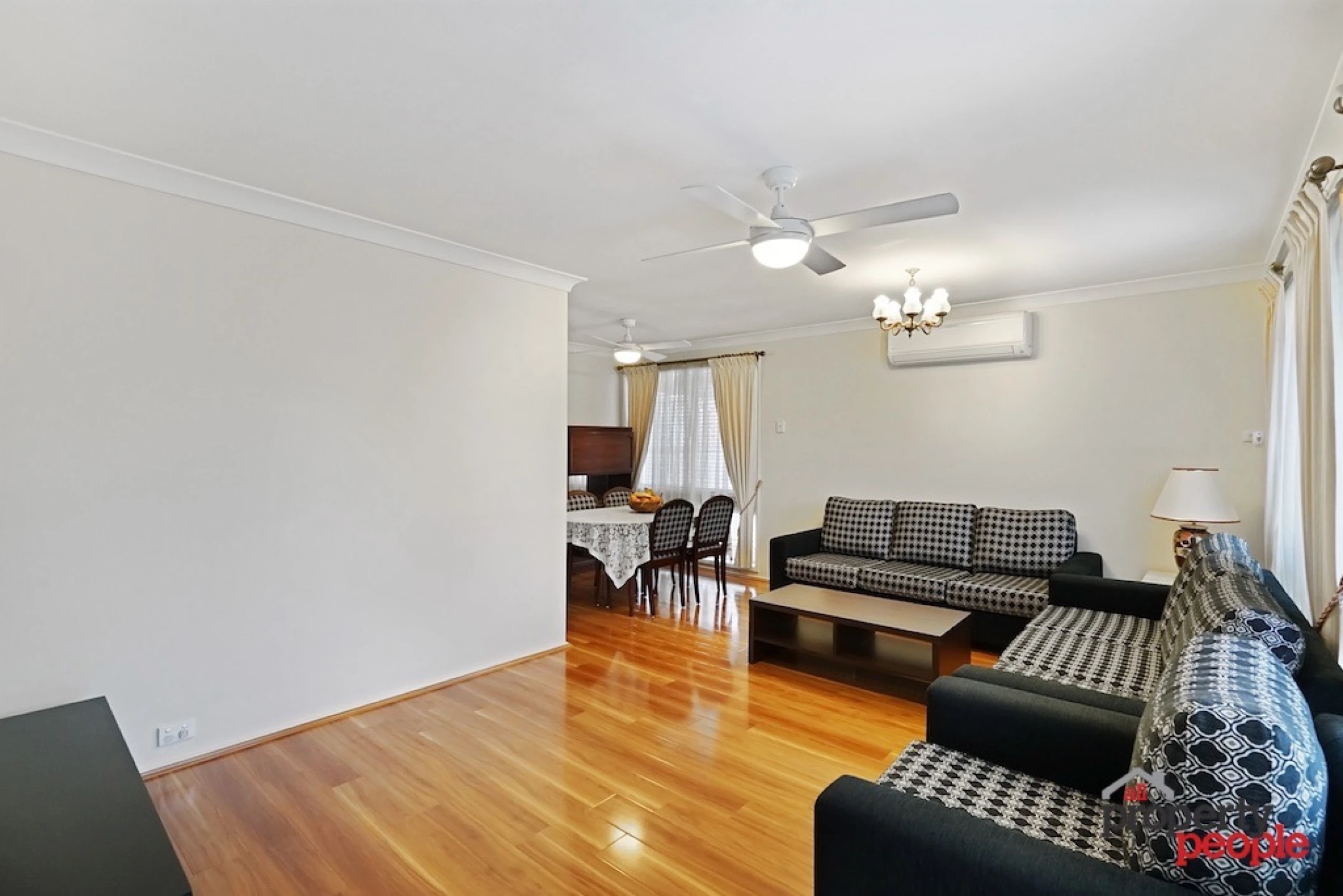 20 Fuchsia Crescent, Macquarie Fields NSW 2564, Macquarie Fields - Thumbnail 3