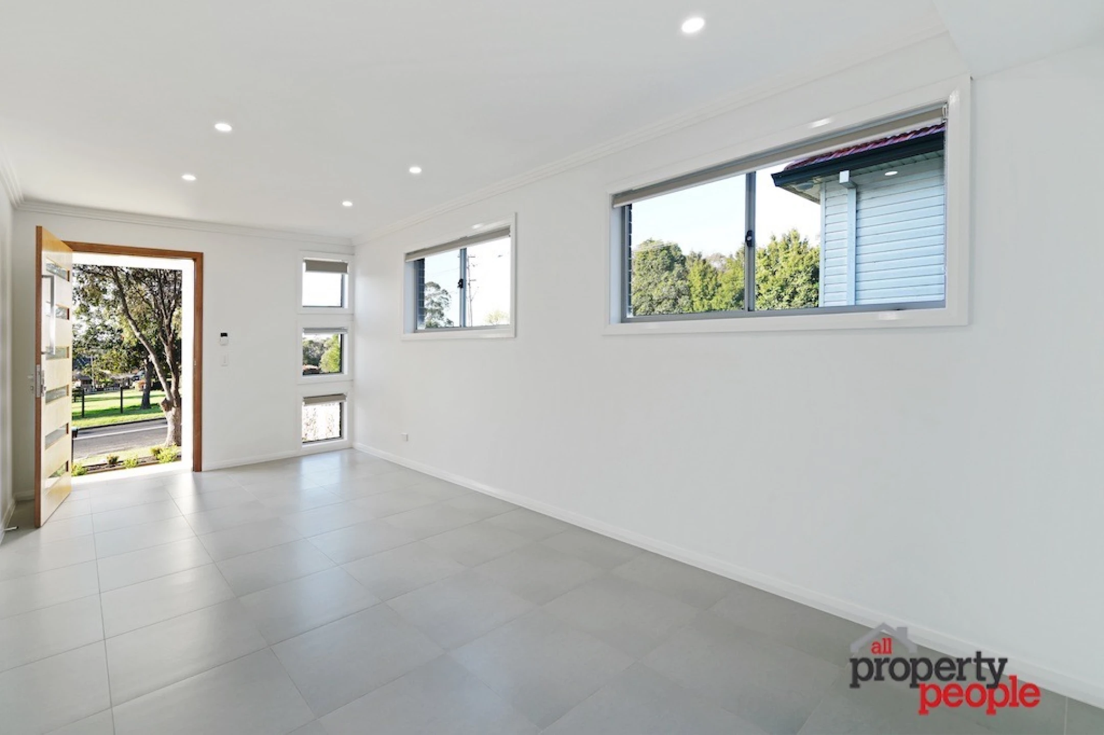 29B Chesham Parade, Glenfield NSW 2167, Glenfield - Thumbnail 4