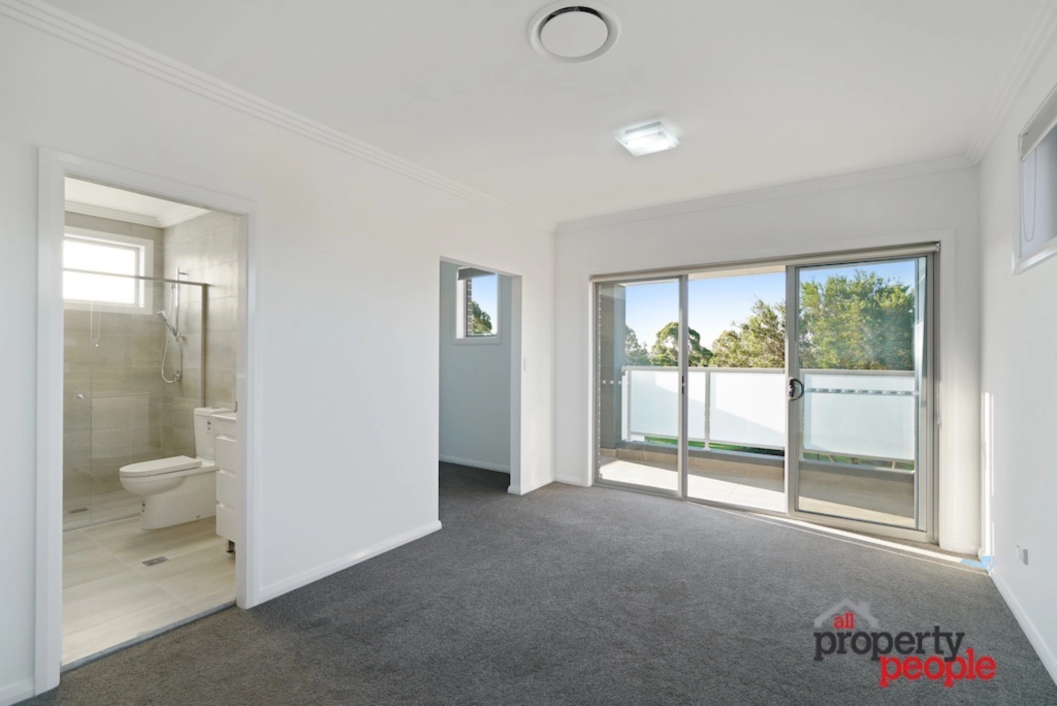 29B Chesham Parade, Glenfield NSW 2167, Glenfield - Thumbnail 6