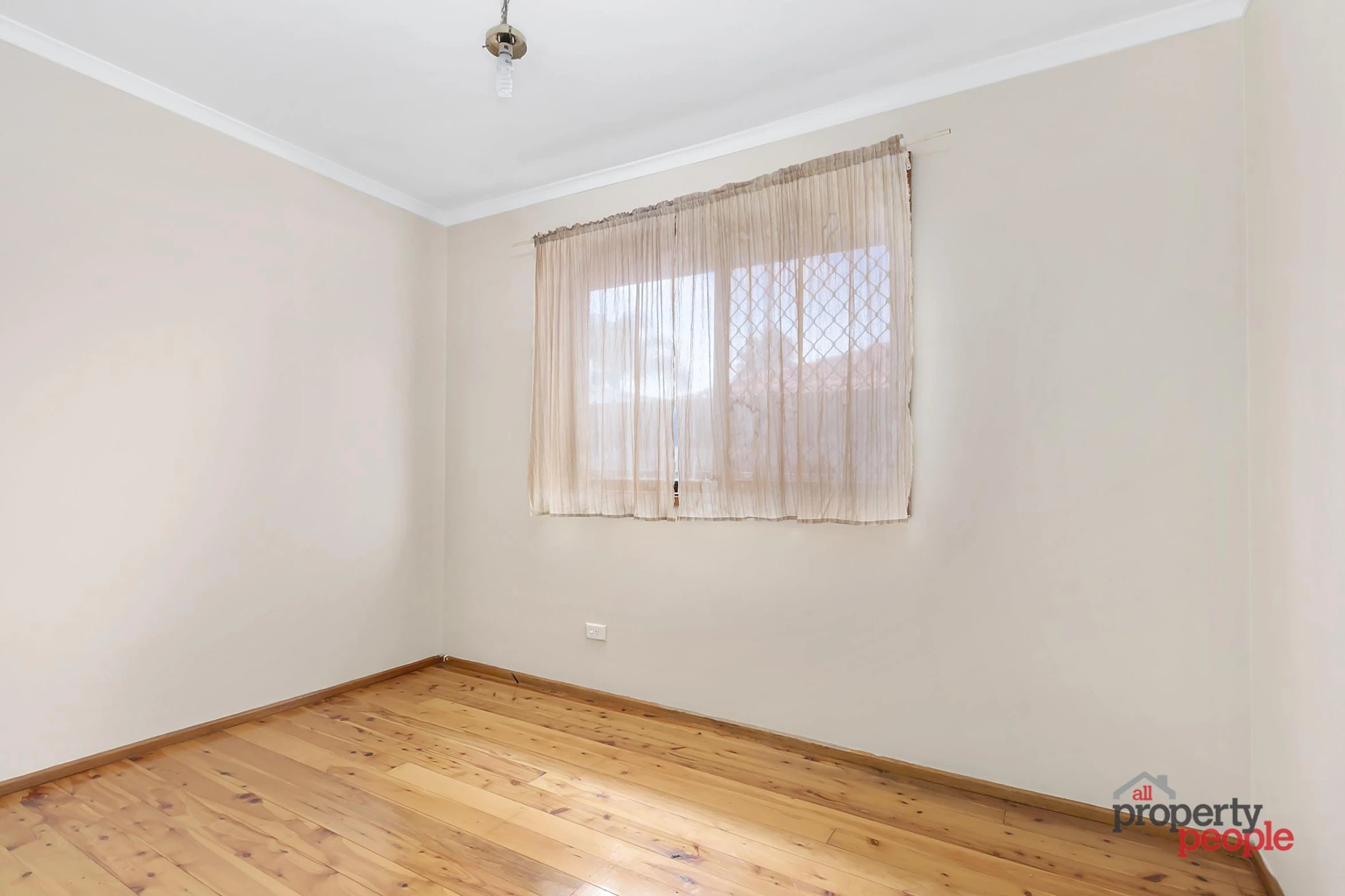 149 Harrow Road, Glenfield NSW 2167, Glenfield - Thumbnail 8