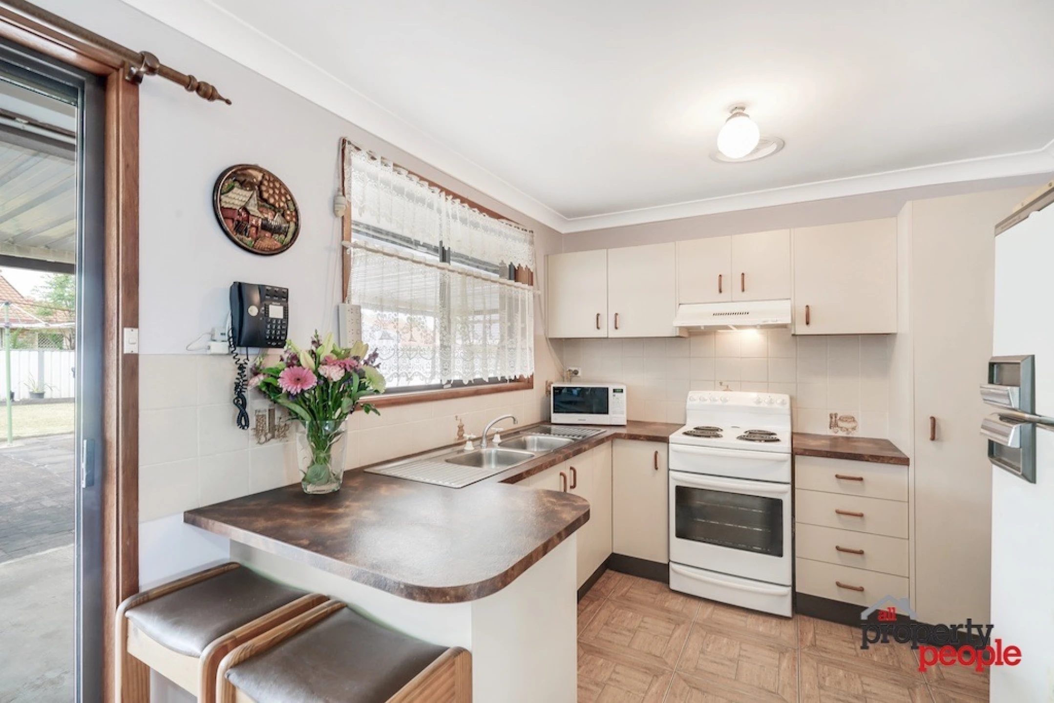 6 Amaranthus Place, Macquarie Fields NSW 2564, Macquarie Fields - Thumbnail 4