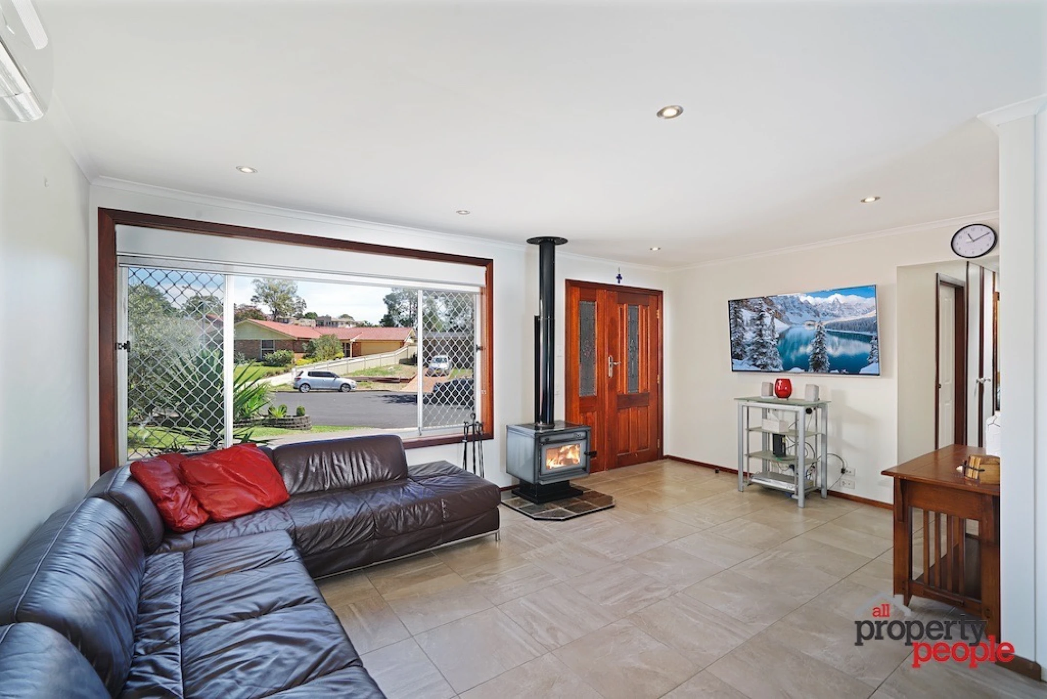 6 Buna Place, Glenfield NSW 2167, Glenfield - Thumbnail 2