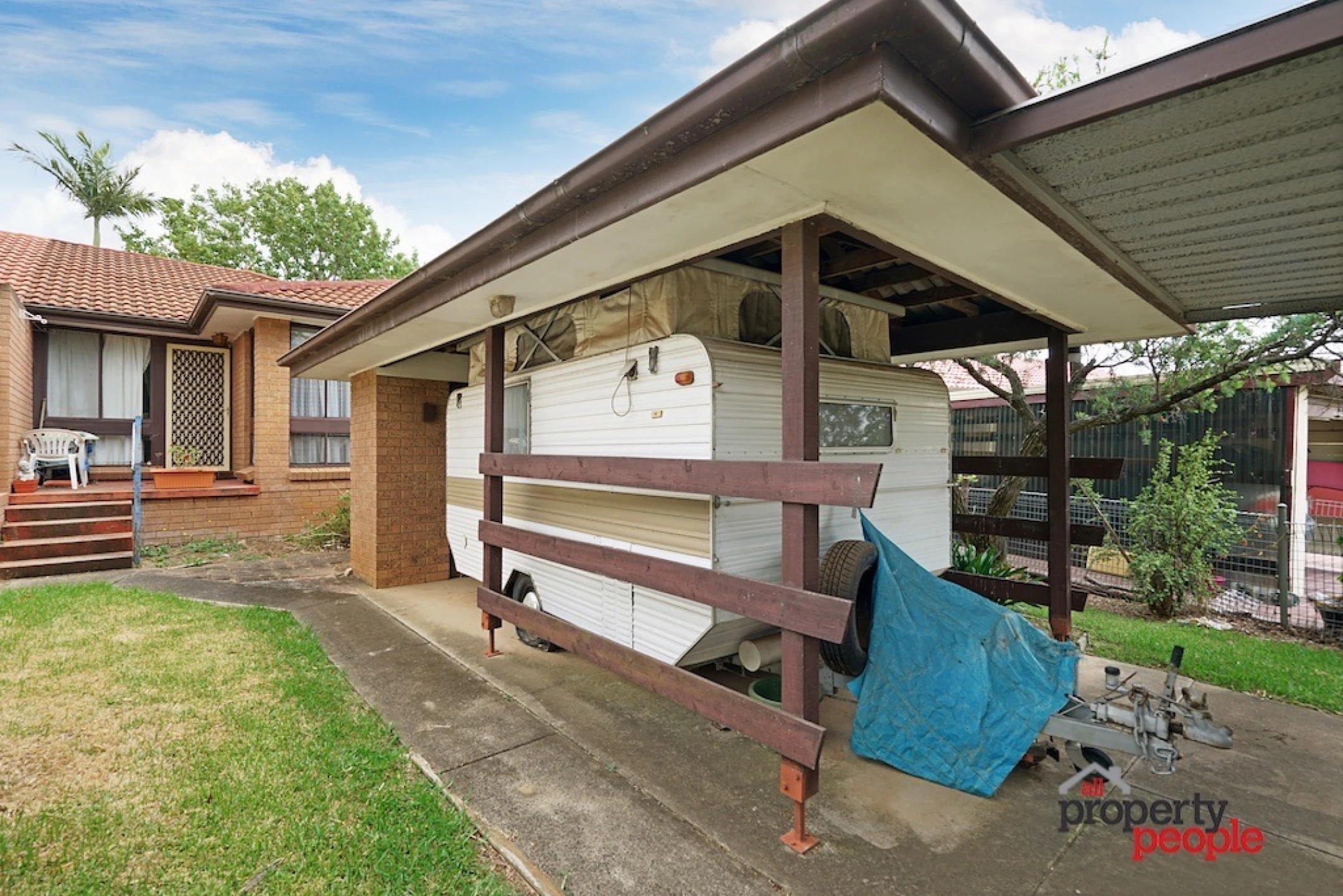 37 Fuchsia Crescent, Macquarie Fields NSW 2564, Macquarie Fields - Thumbnail 2