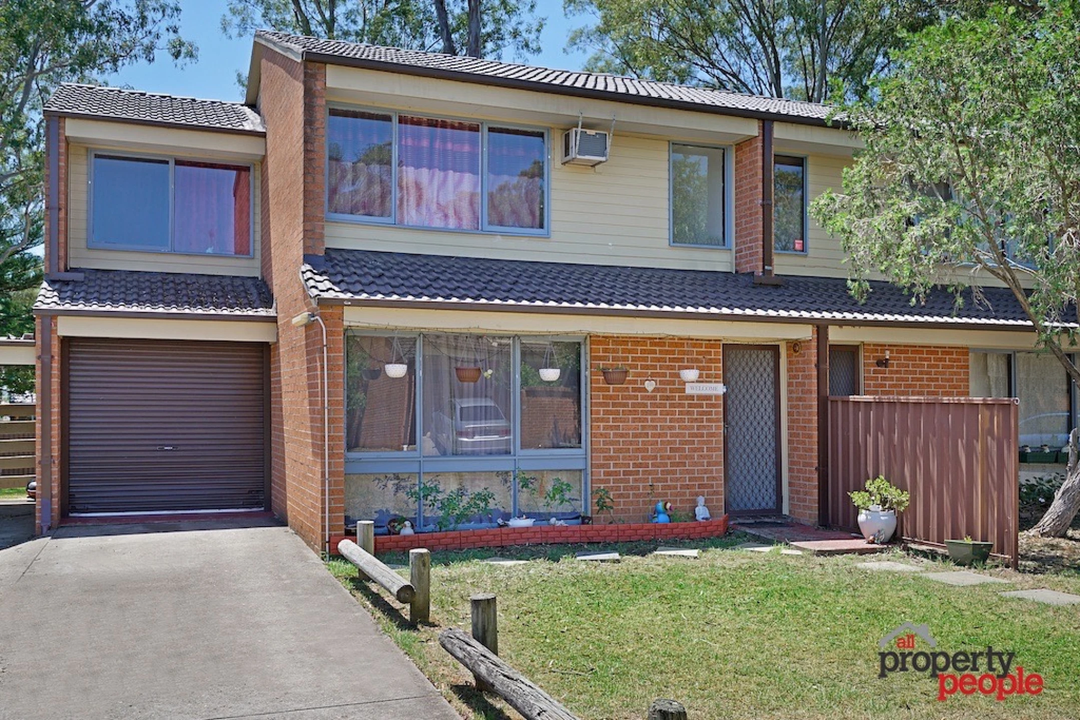 Property enquiry form background image