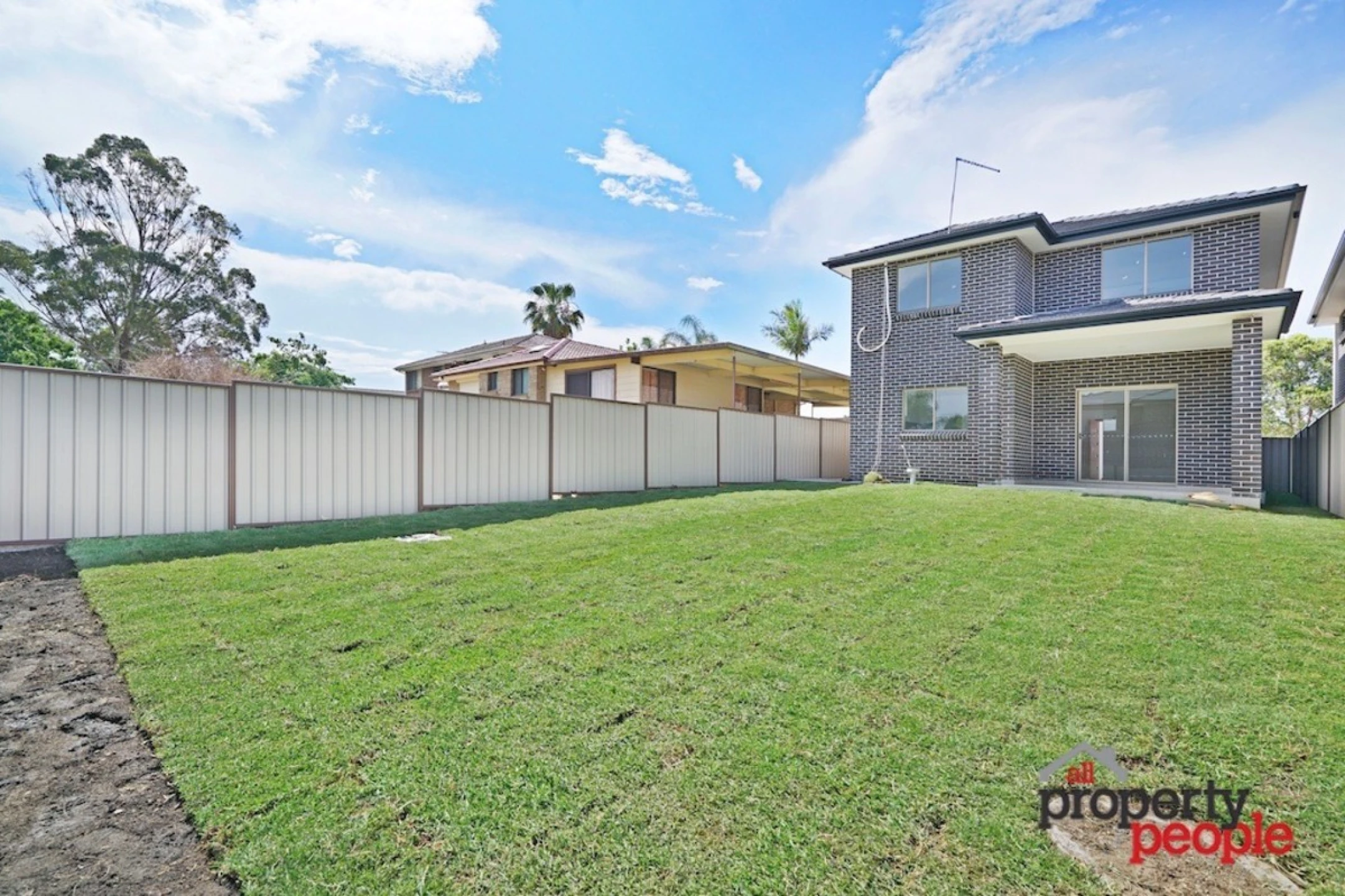 27 Hyacinth Avenue, Macquarie Fields NSW 2564, Macquarie Fields - Thumbnail 5