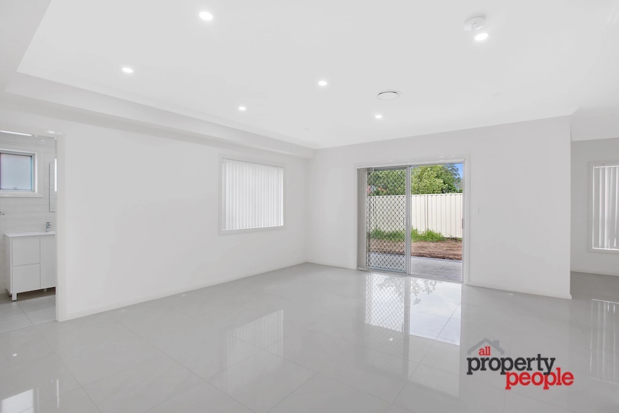 1D Saywell Road, Macquarie Fields NSW 2564, Macquarie Fields - Thumbnail 4