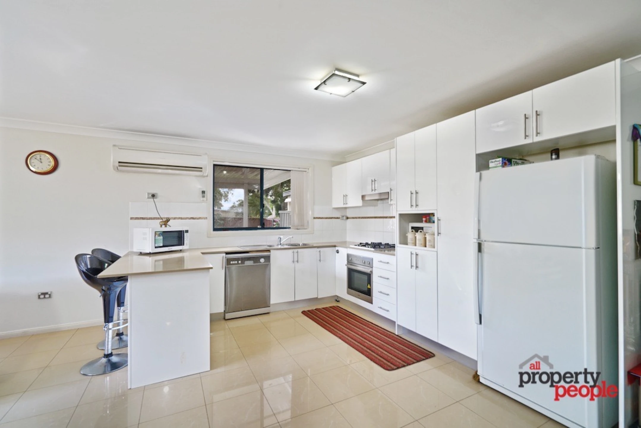 19 Treelands Avenue, Ingleburn NSW 2565, Ingleburn - Thumbnail 3