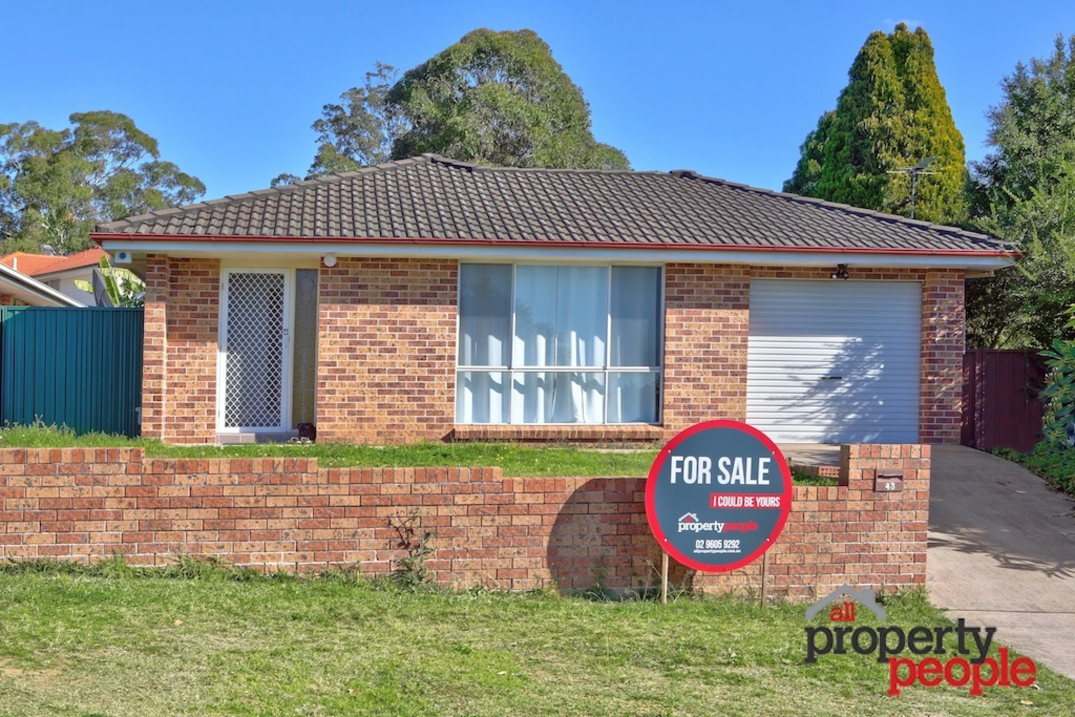 Property enquiry form background image