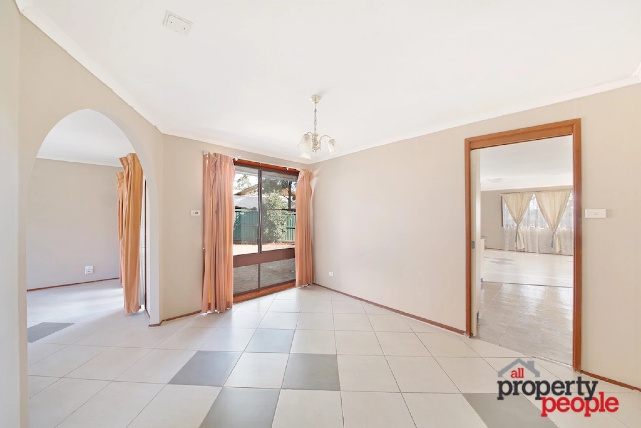 50 Lagonda Drive, Ingleburn NSW 2565, Ingleburn - Thumbnail 6