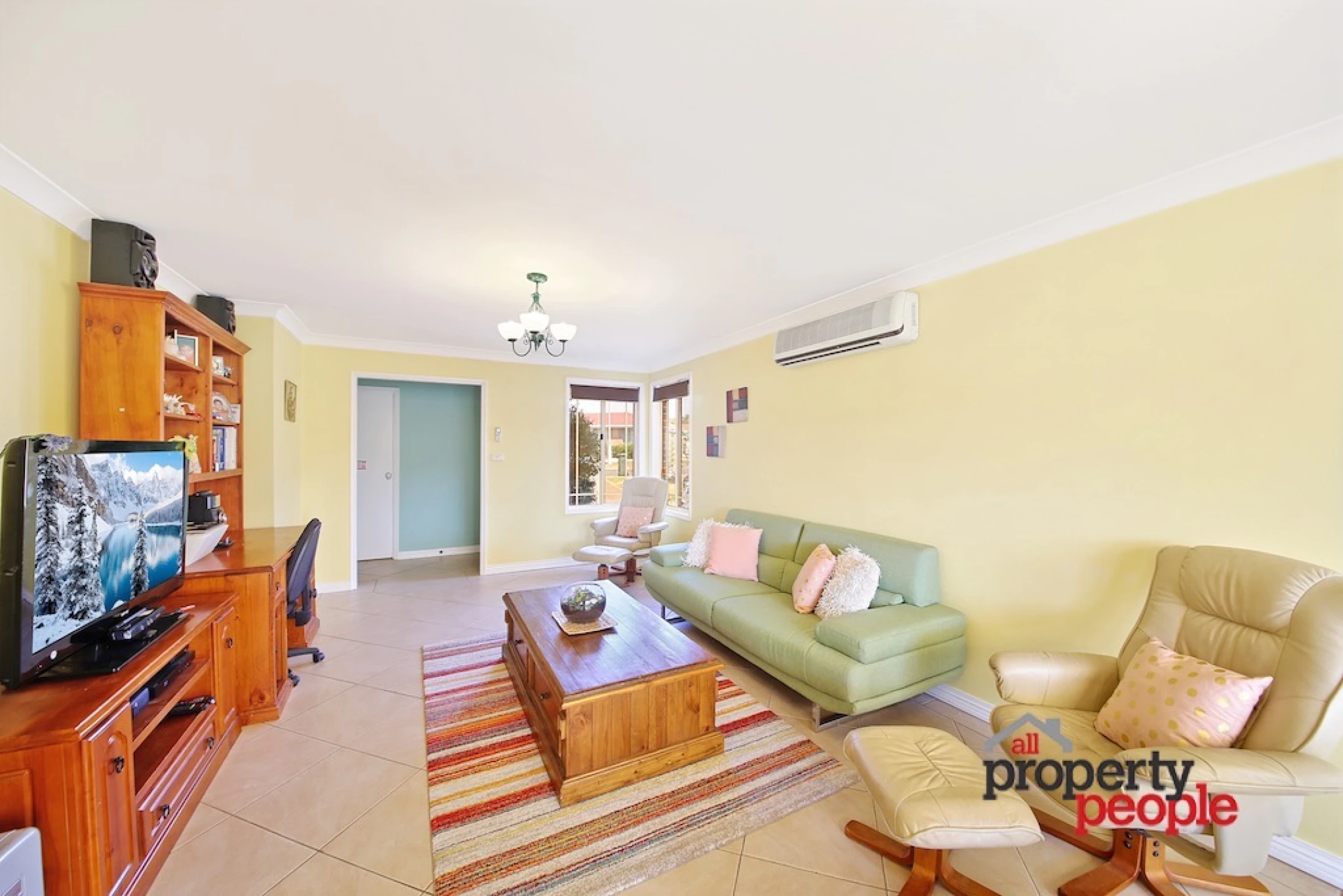 49 Hydrangea Place, Macquarie Fields NSW 2564, Macquarie Fields - Thumbnail 2