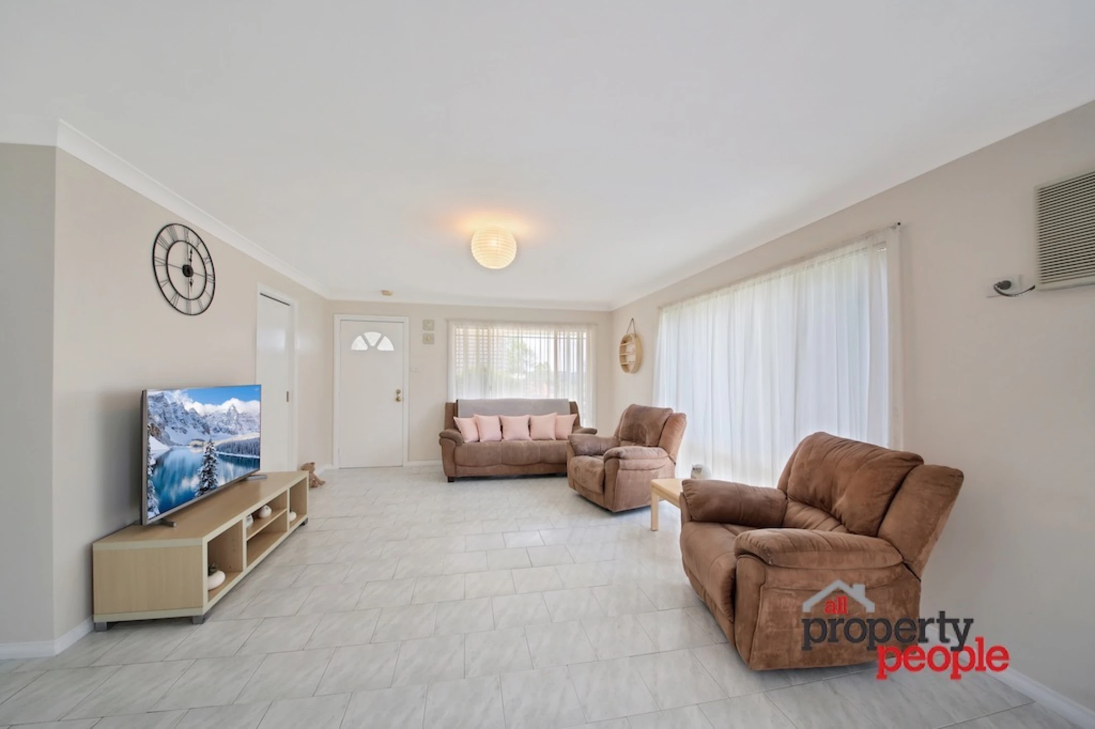 1 Podargus Place, Ingleburn NSW 2565, Ingleburn - Thumbnail 3