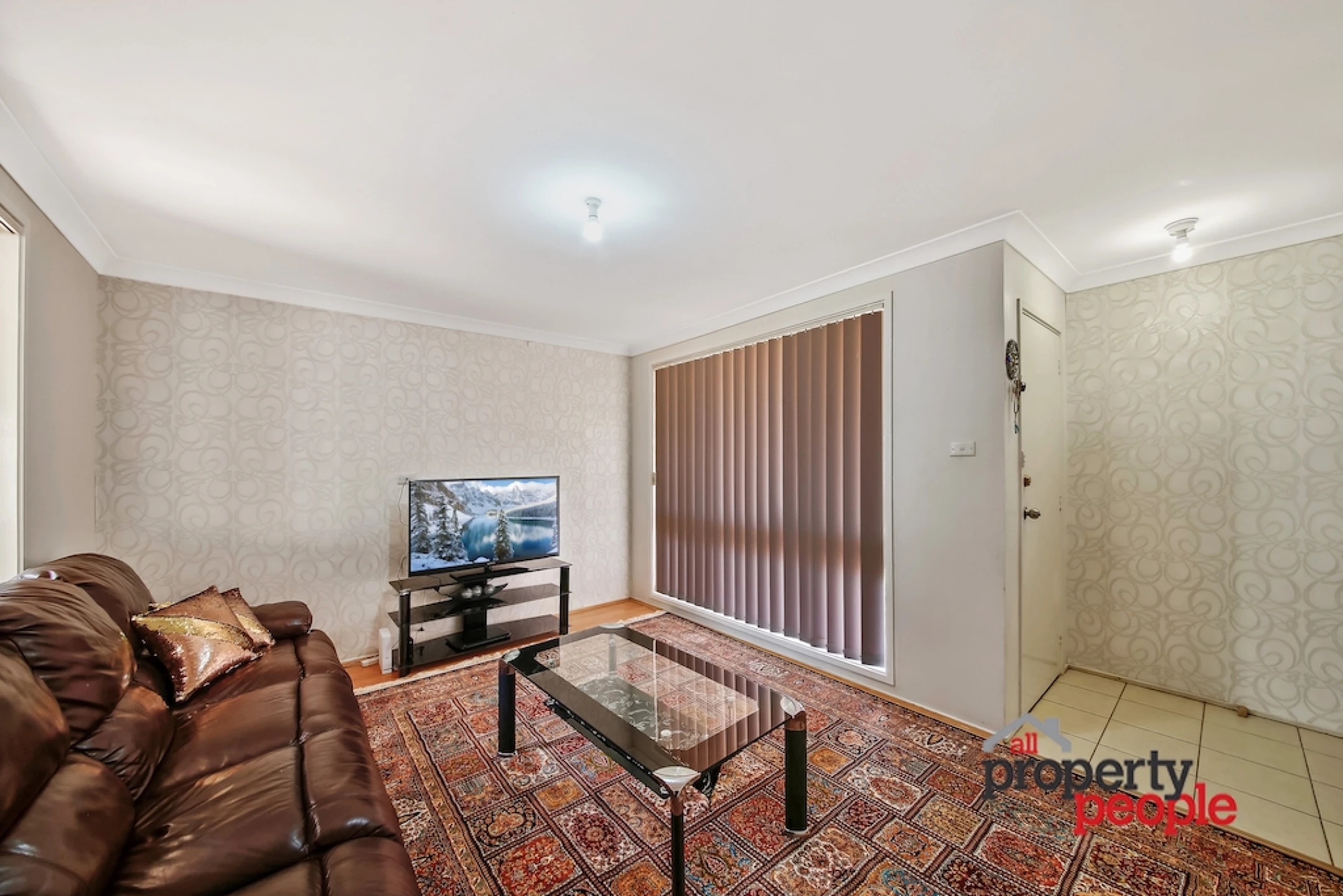 22 Gentian Avenue, Macquarie Fields NSW 2564, Macquarie Fields - Thumbnail 2