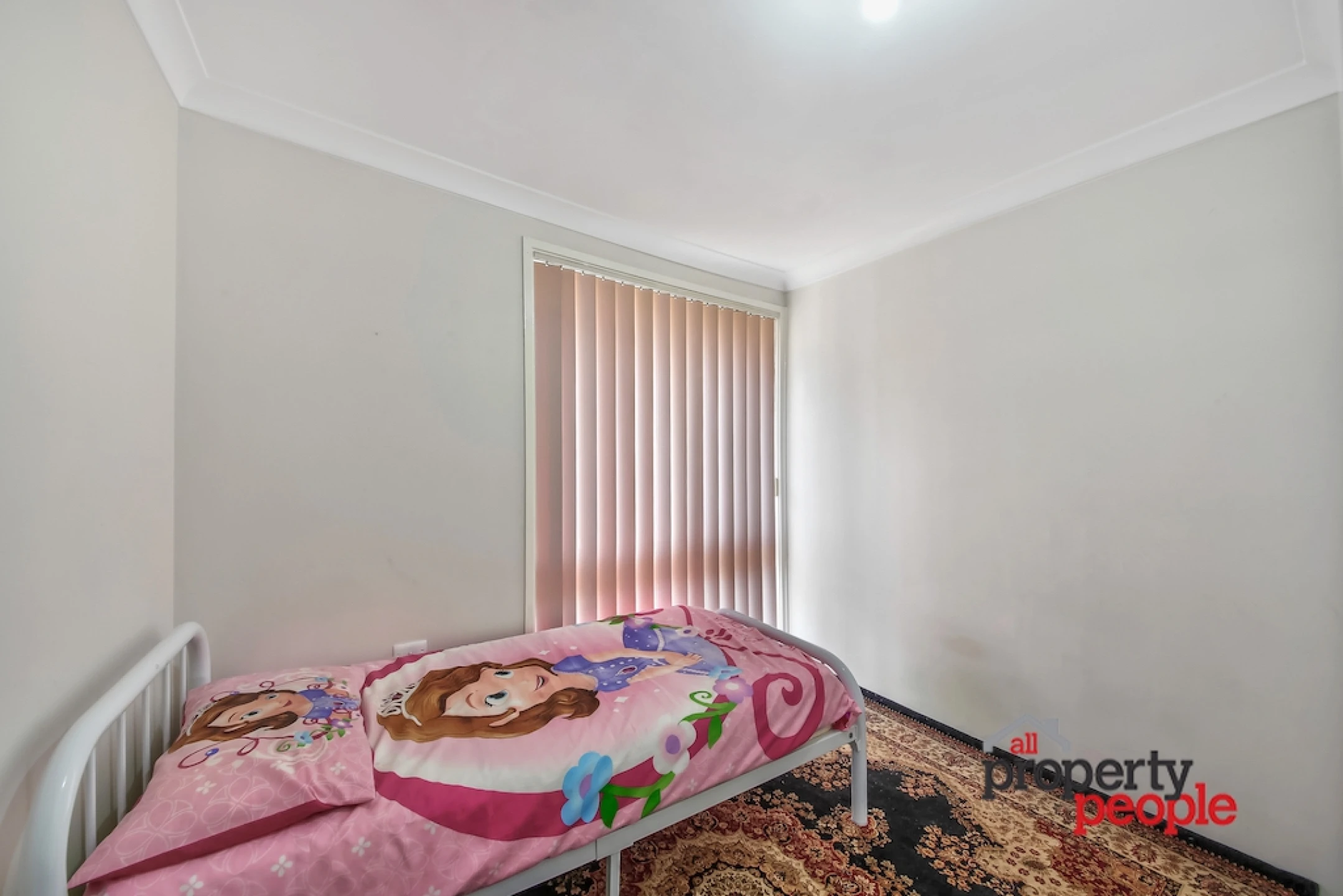 22 Gentian Avenue, Macquarie Fields NSW 2564, Macquarie Fields - Thumbnail 7