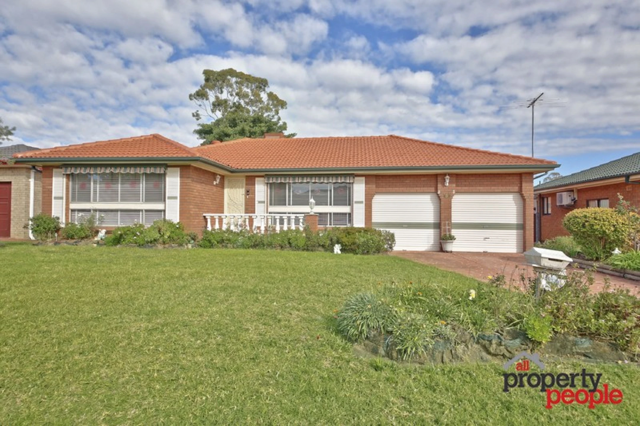 Property enquiry form background image