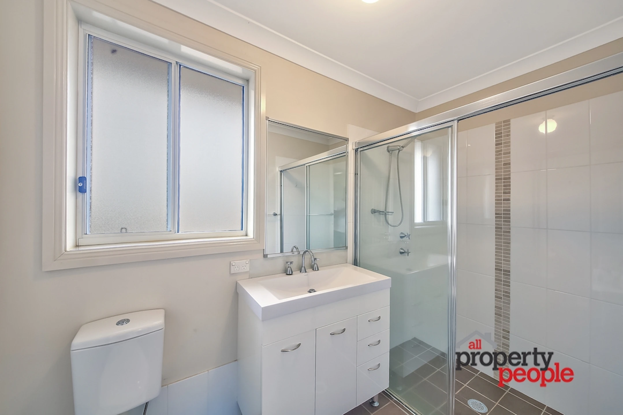 1 / 40-42 Chester Road, Ingleburn NSW 2565, Ingleburn - Thumbnail 3