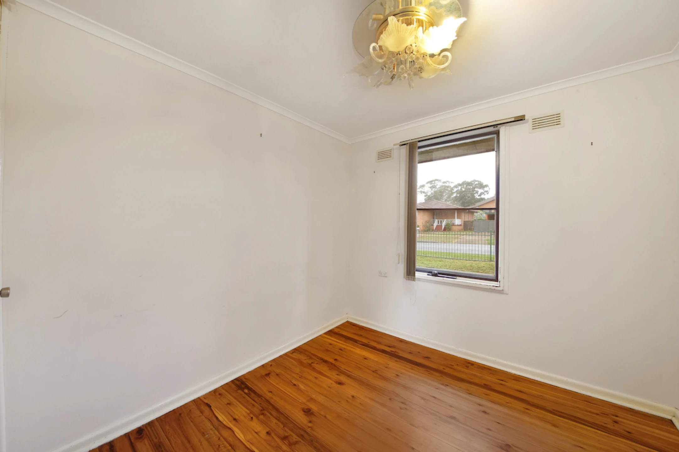 6 Pardalote Street, Ingleburn NSW 2565, Ingleburn - Thumbnail 6