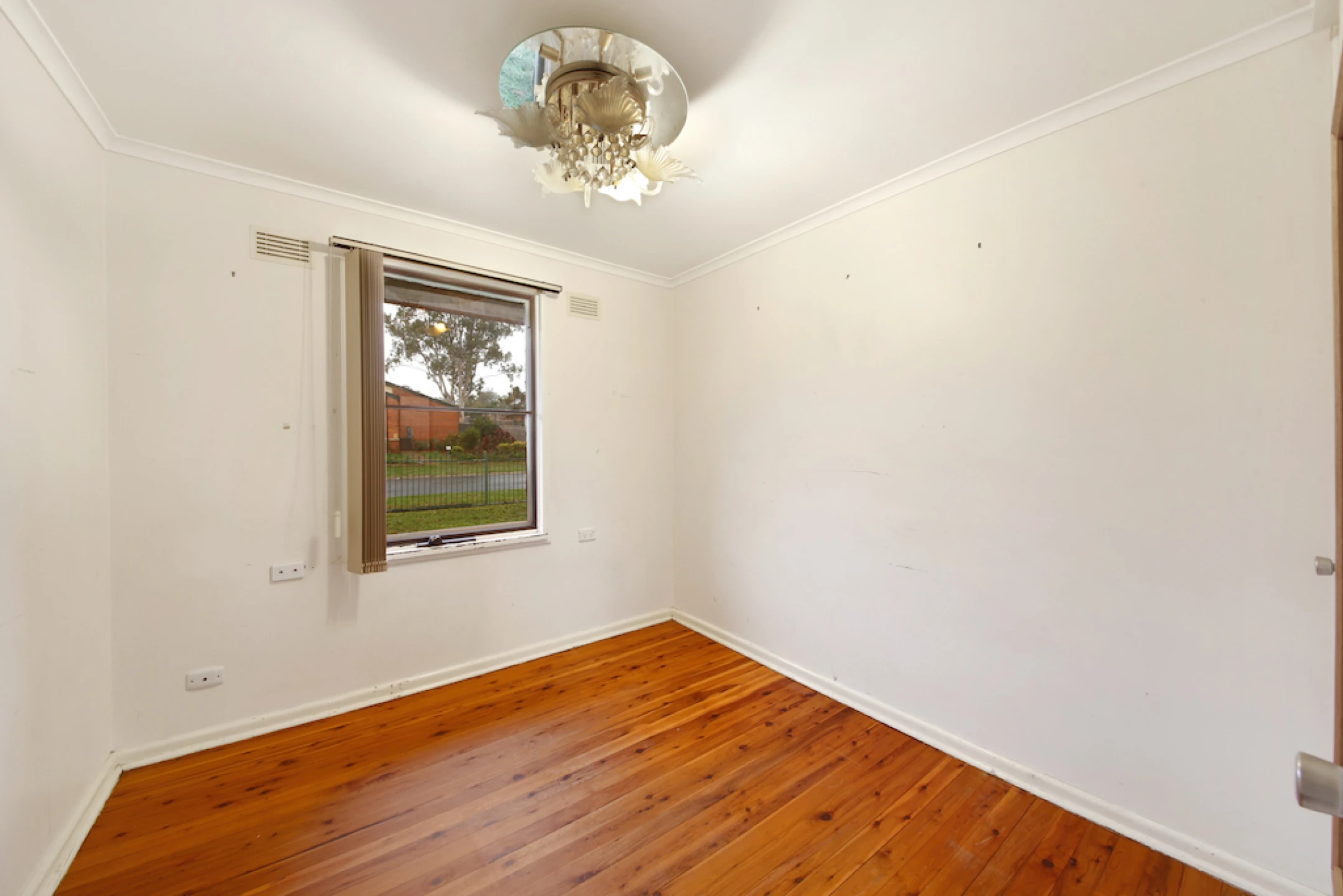 6 Pardalote Street, Ingleburn NSW 2565, Ingleburn - Thumbnail 7