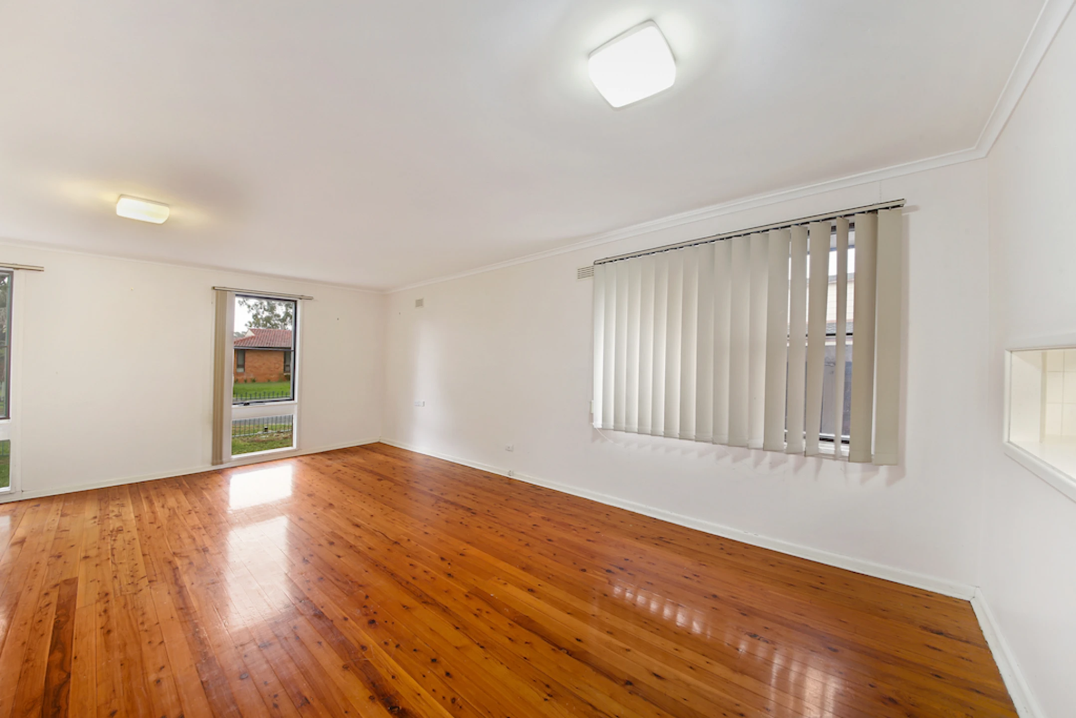 6 Pardalote Street, Ingleburn NSW 2565, Ingleburn - Thumbnail 4