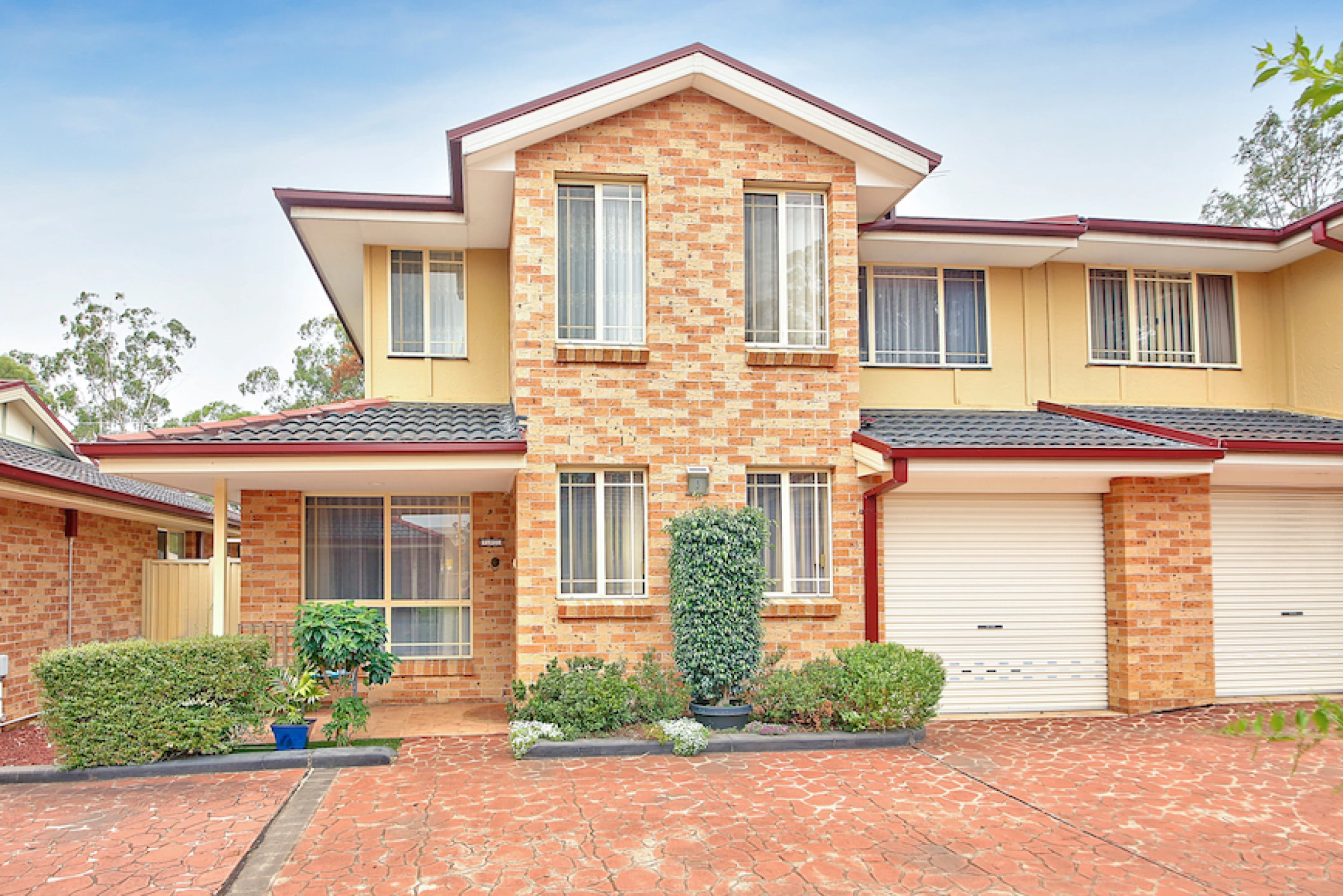 Property enquiry form background image