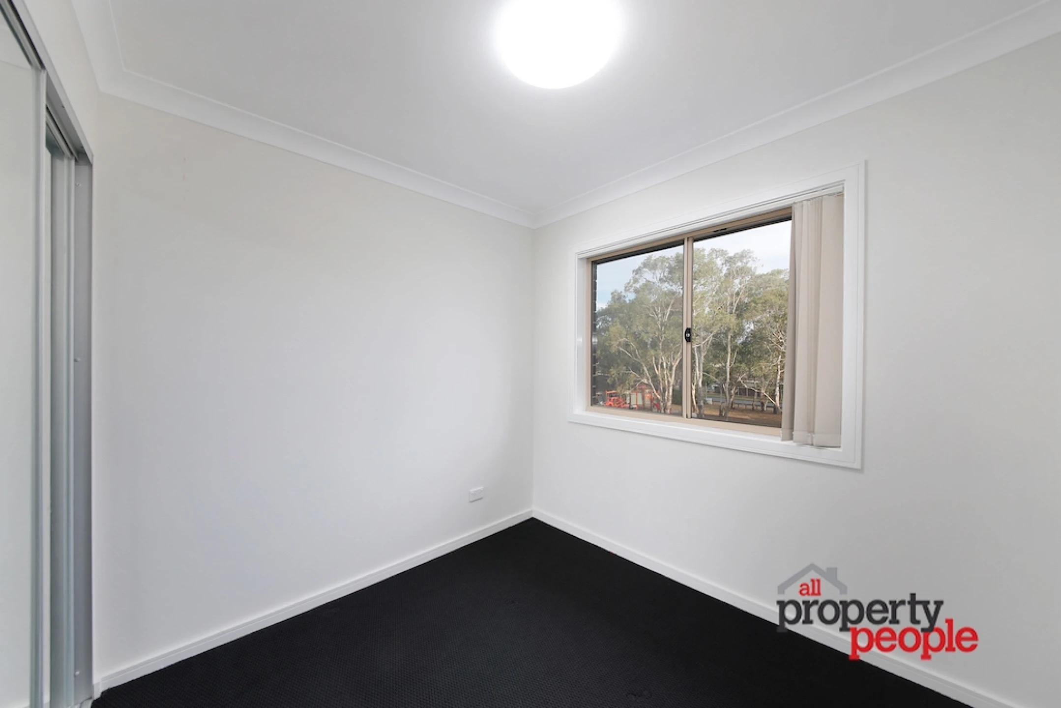 4 / 16 Groundsel Avenue, Macquarie Fields NSW 2564, Macquarie Fields - Thumbnail 8