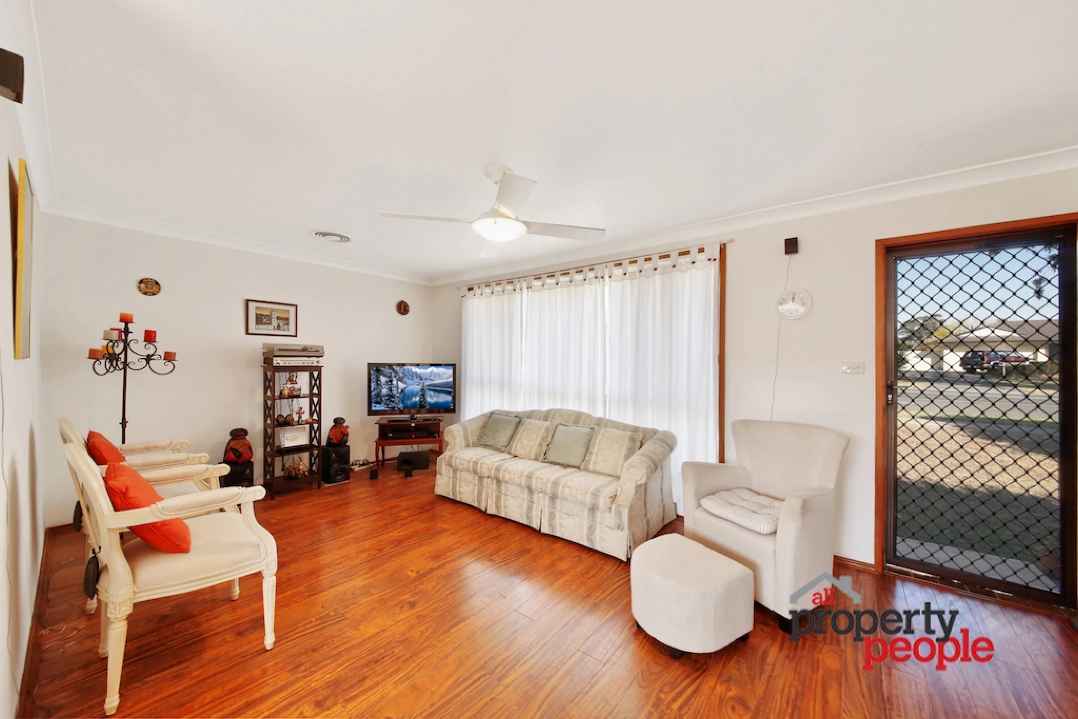 Property enquiry form background image