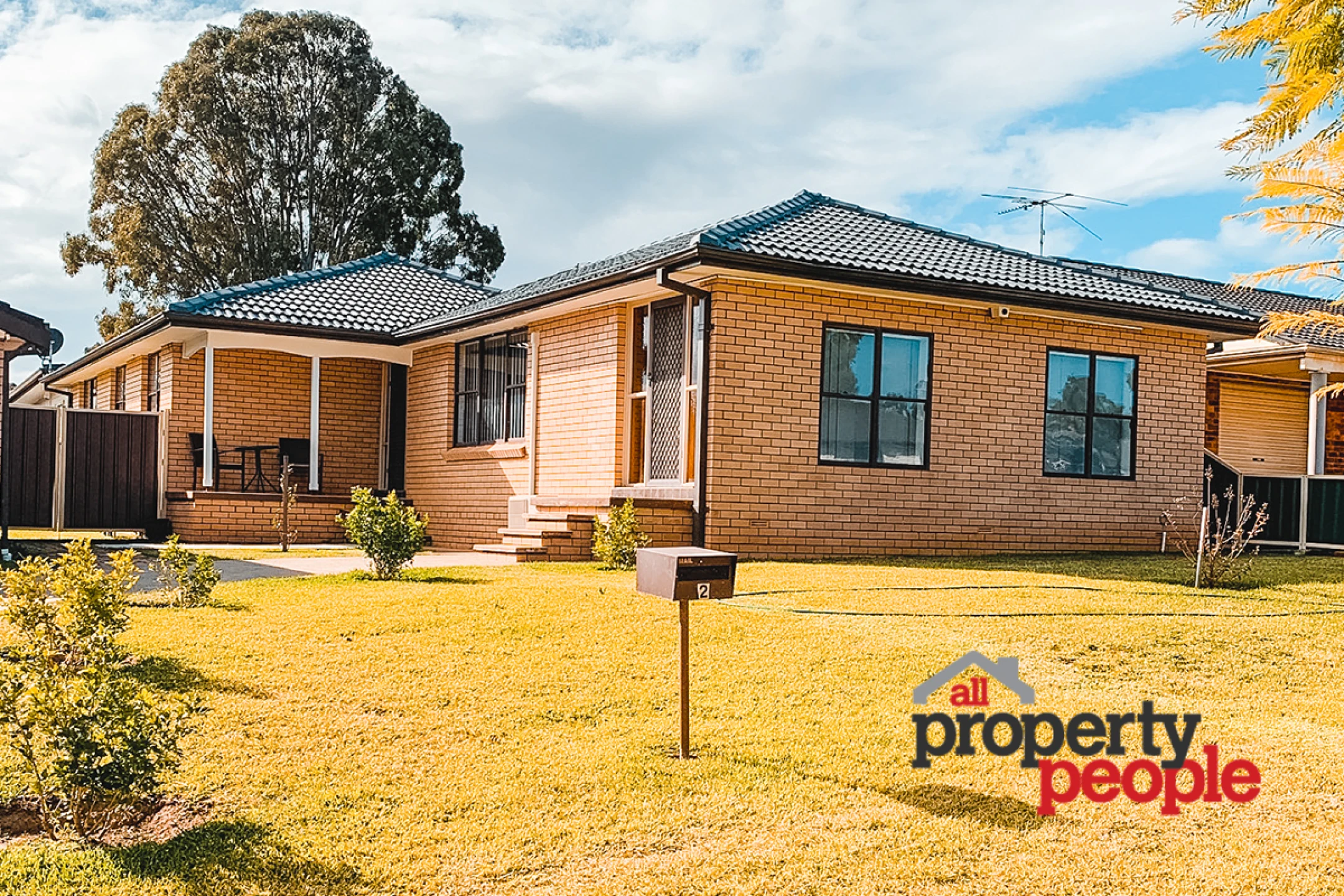 Property enquiry form background image