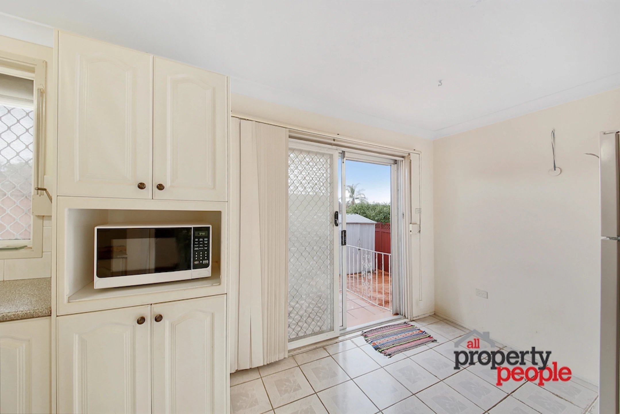 42 Gentian Avenue, MACQUARIE FIELDS NSW 2564, Macquarie Fields - Thumbnail 5