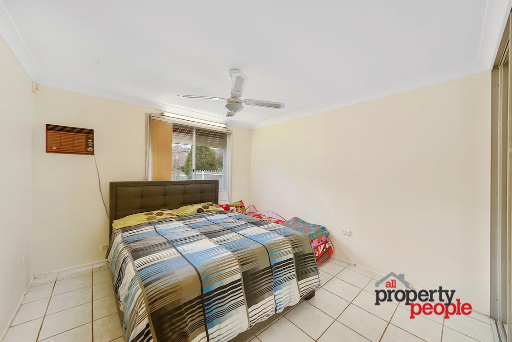 42 Gentian Avenue, MACQUARIE FIELDS NSW 2564, Macquarie Fields - Thumbnail 6