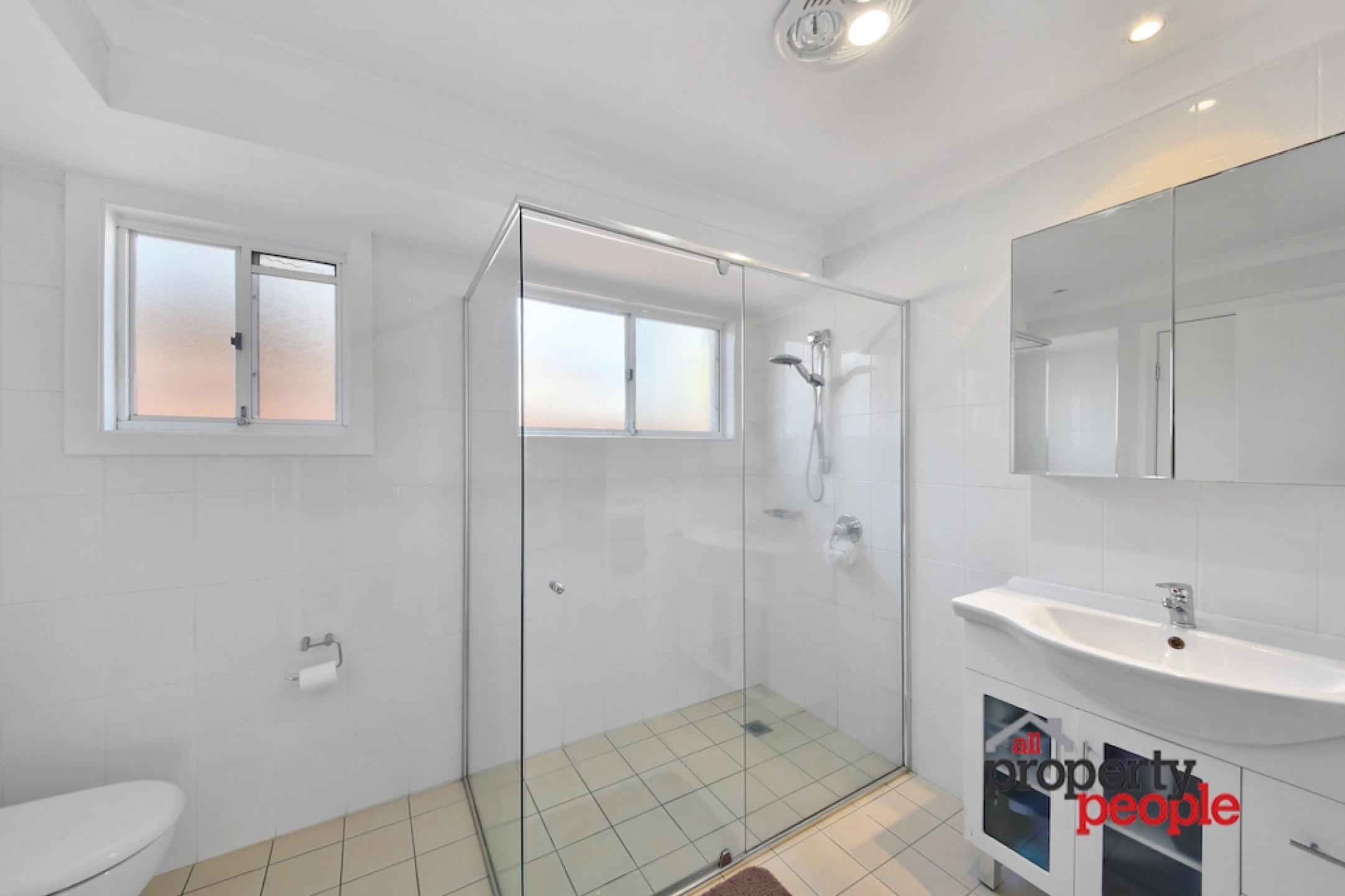 11 Correa Place, Macquarie Fields NSW 2564, Macquarie Fields - Thumbnail 4