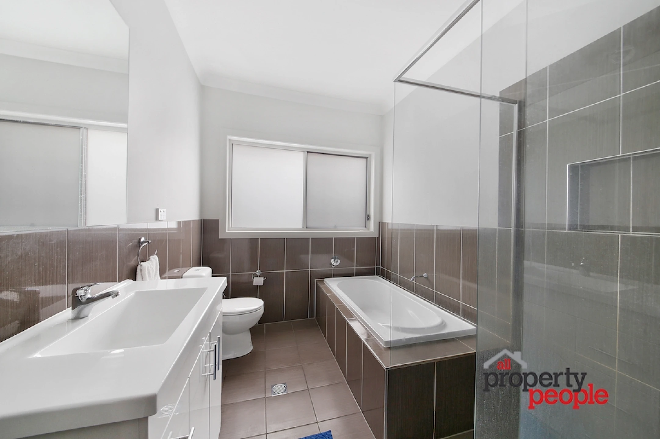12 Isonzo Road, Edmondson Park NSW 2174, Edmondson Park - Thumbnail 3