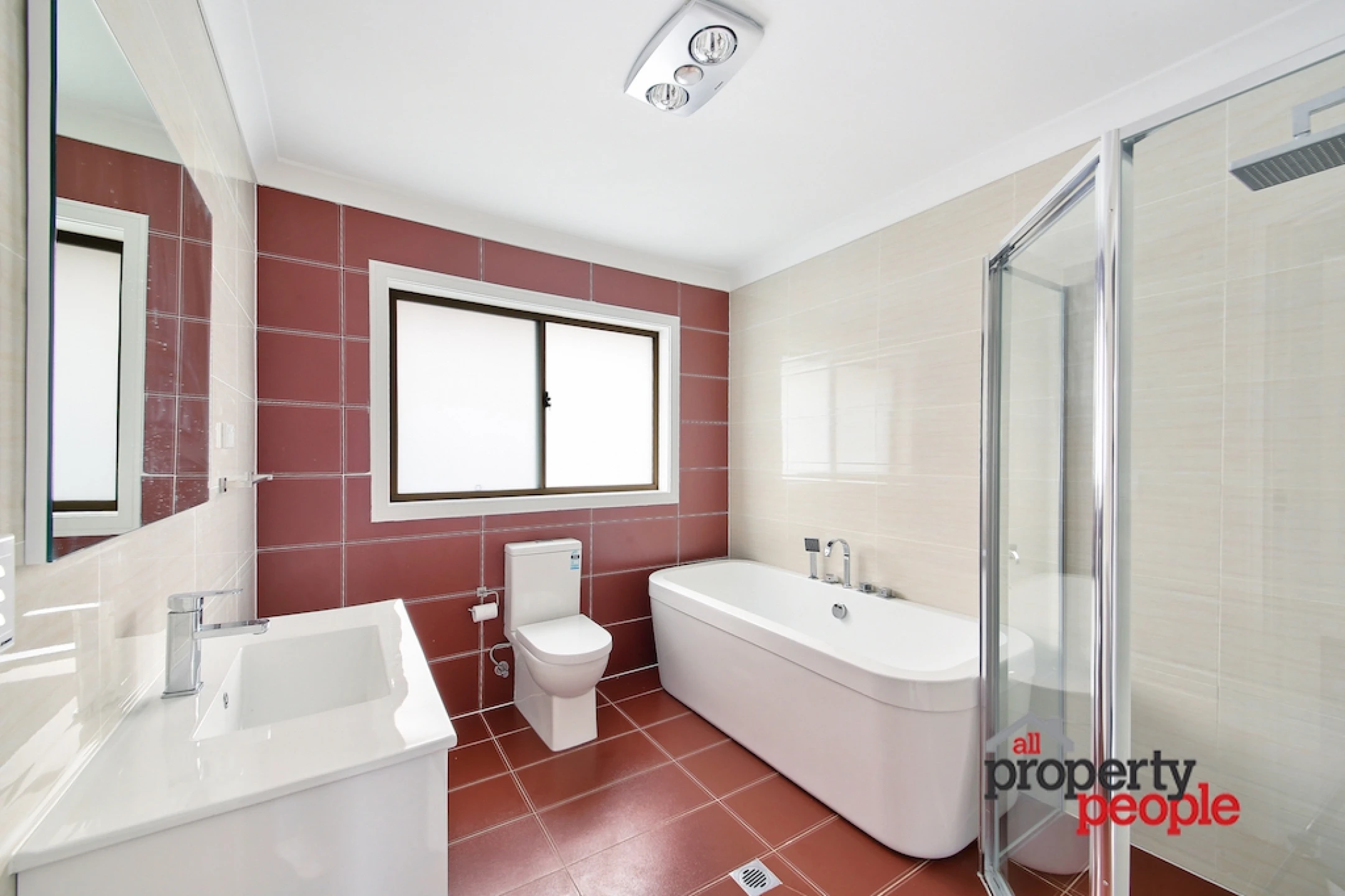 2 / 16 Groundsel Avenue, Macquarie Fields NSW 2564, Macquarie Fields - Thumbnail 4