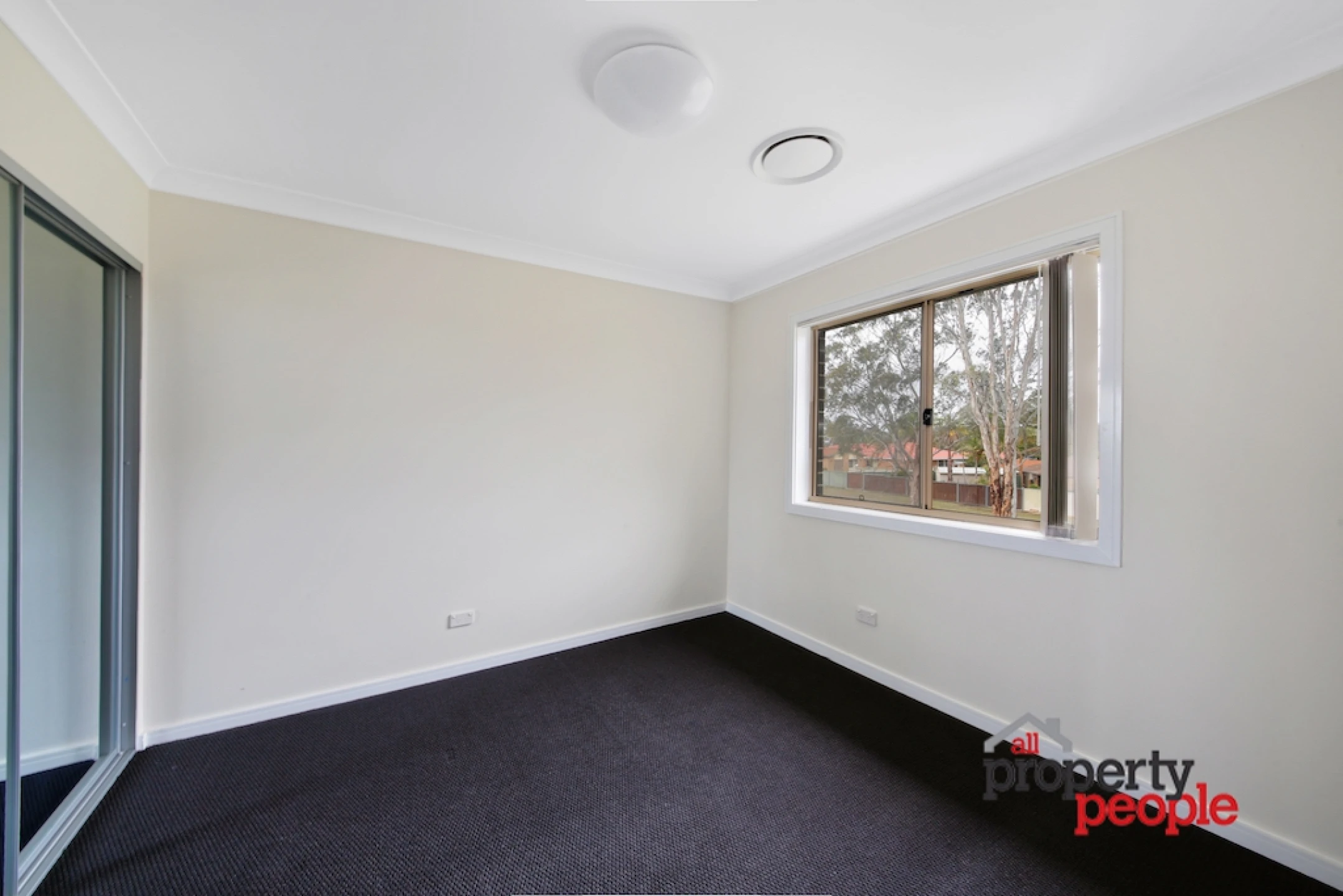 2 / 16 Groundsel Avenue, Macquarie Fields NSW 2564, Macquarie Fields - Thumbnail 8