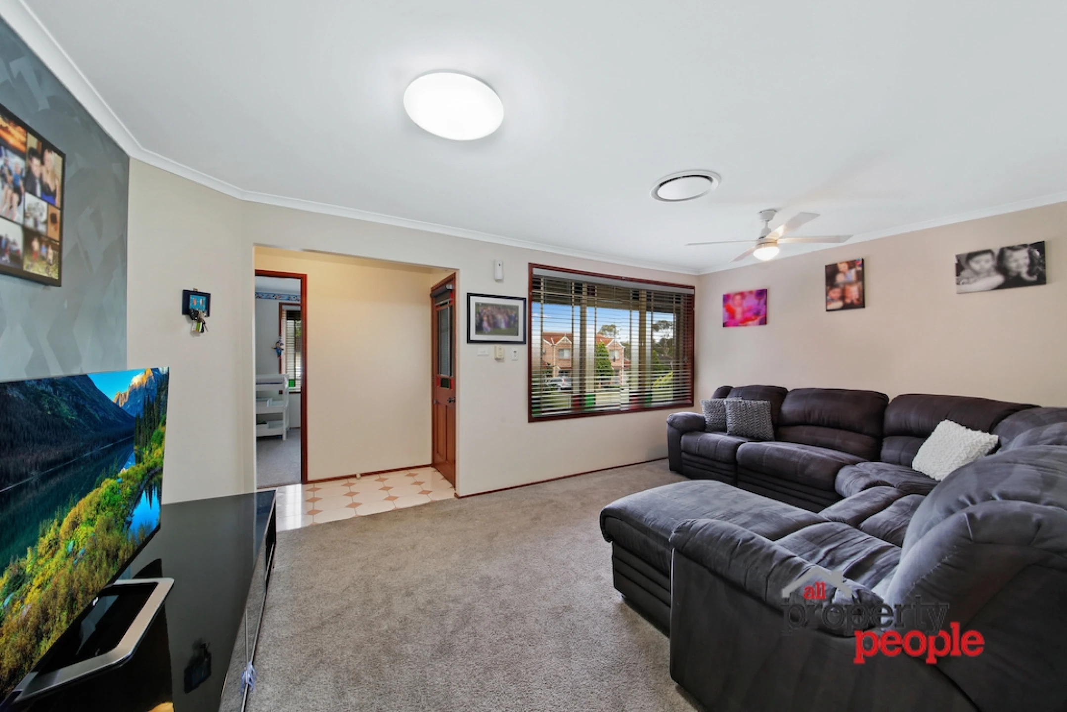 27 Azalea Place, Macquarie Fields NSW 2564, Macquarie Fields - Thumbnail 2
