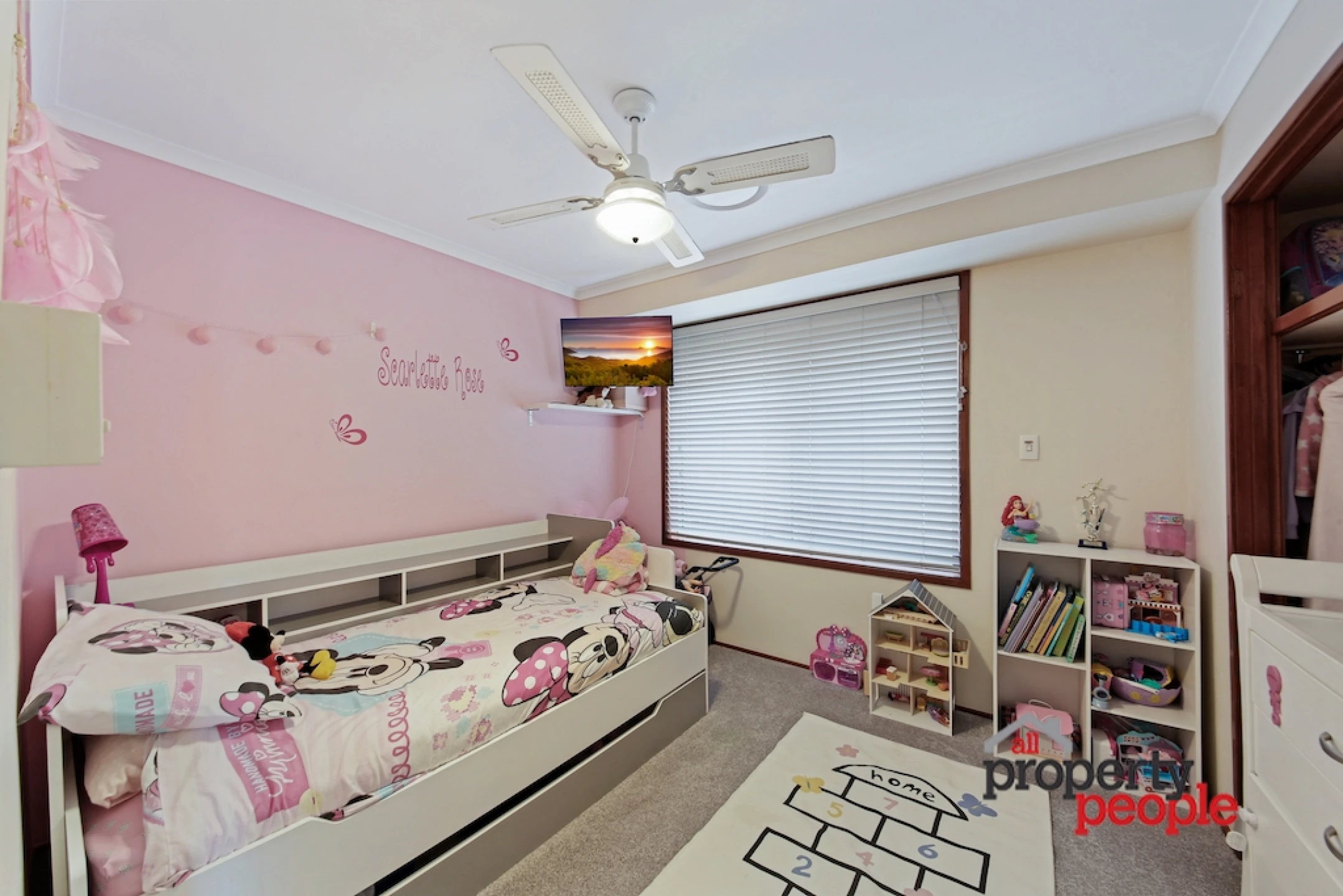 27 Azalea Place, Macquarie Fields NSW 2564, Macquarie Fields - Thumbnail 7