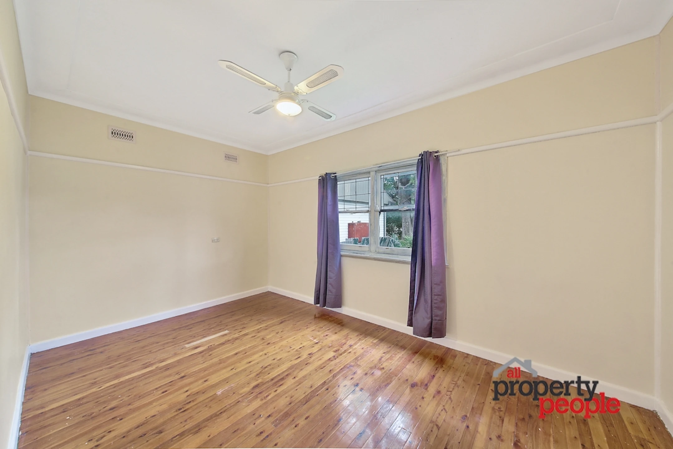 10 Macquarie Road, Ingleburn NSW 2565, Ingleburn - Thumbnail 7