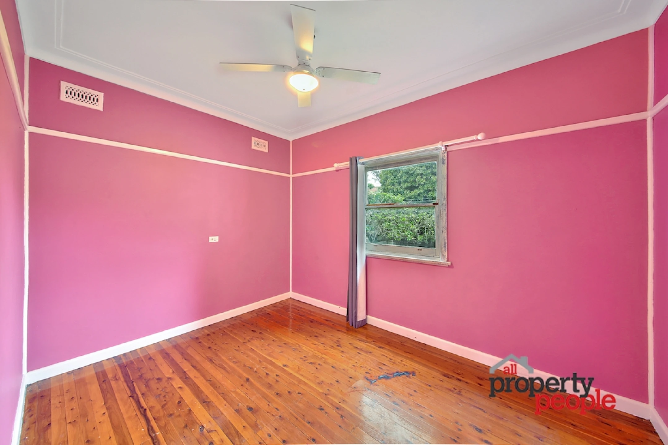 10 Macquarie Road, Ingleburn NSW 2565, Ingleburn - Thumbnail 8