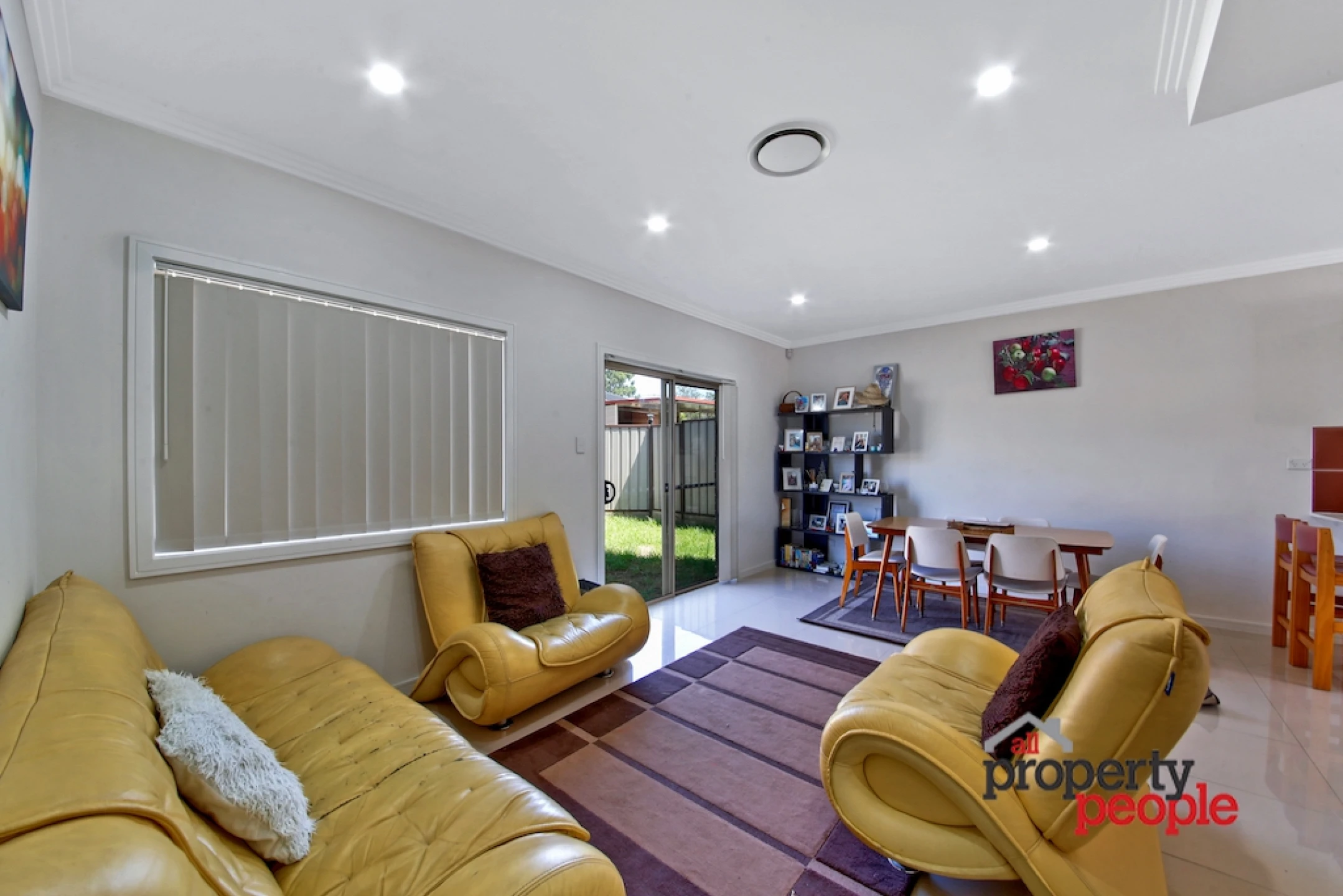 1 / 16 Groundsel Avenue, Macquarie Fields NSW 2564, Macquarie Fields - Thumbnail 4