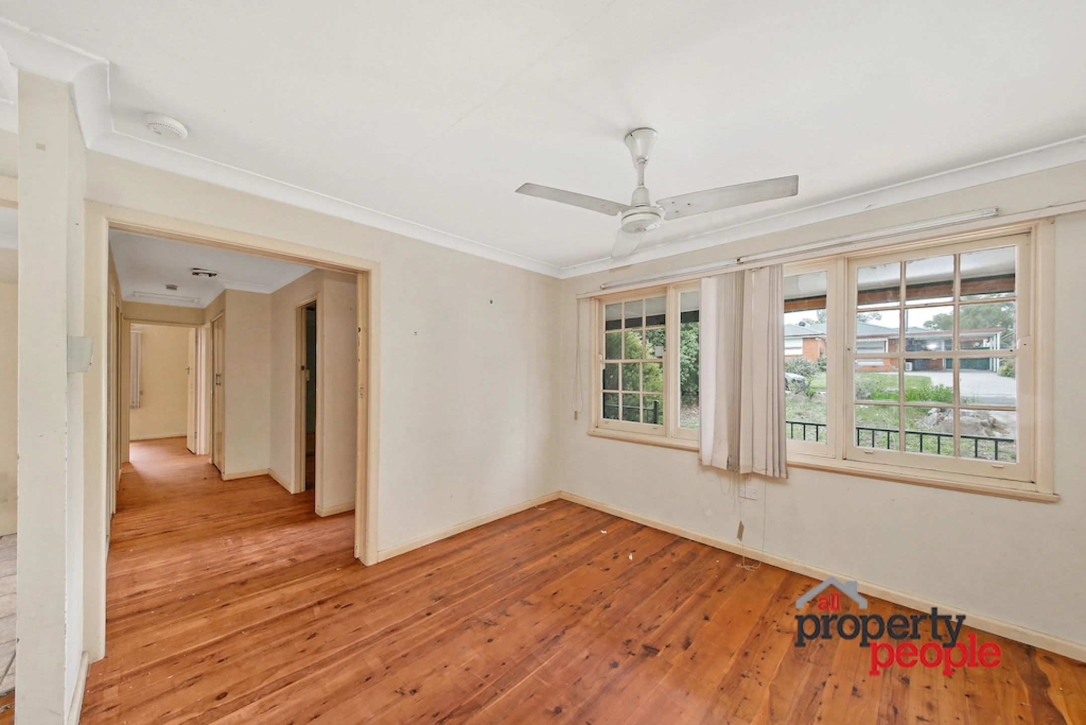 32 Harvey Street, Macquarie Fields NSW 2564, Macquarie Fields - Thumbnail 4